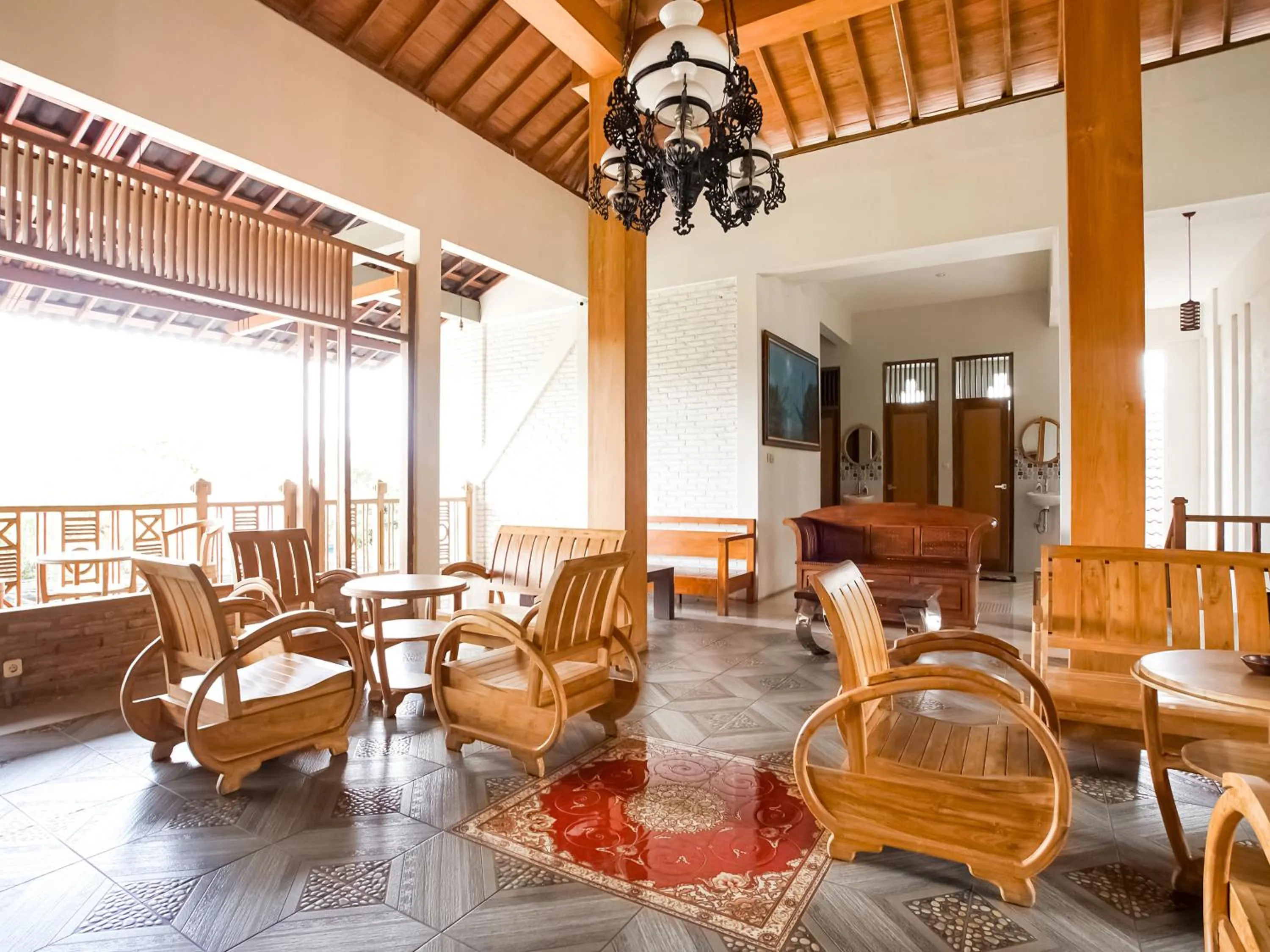 Area and facilities in Urbanview Hotel Blok O International by RedDoorz