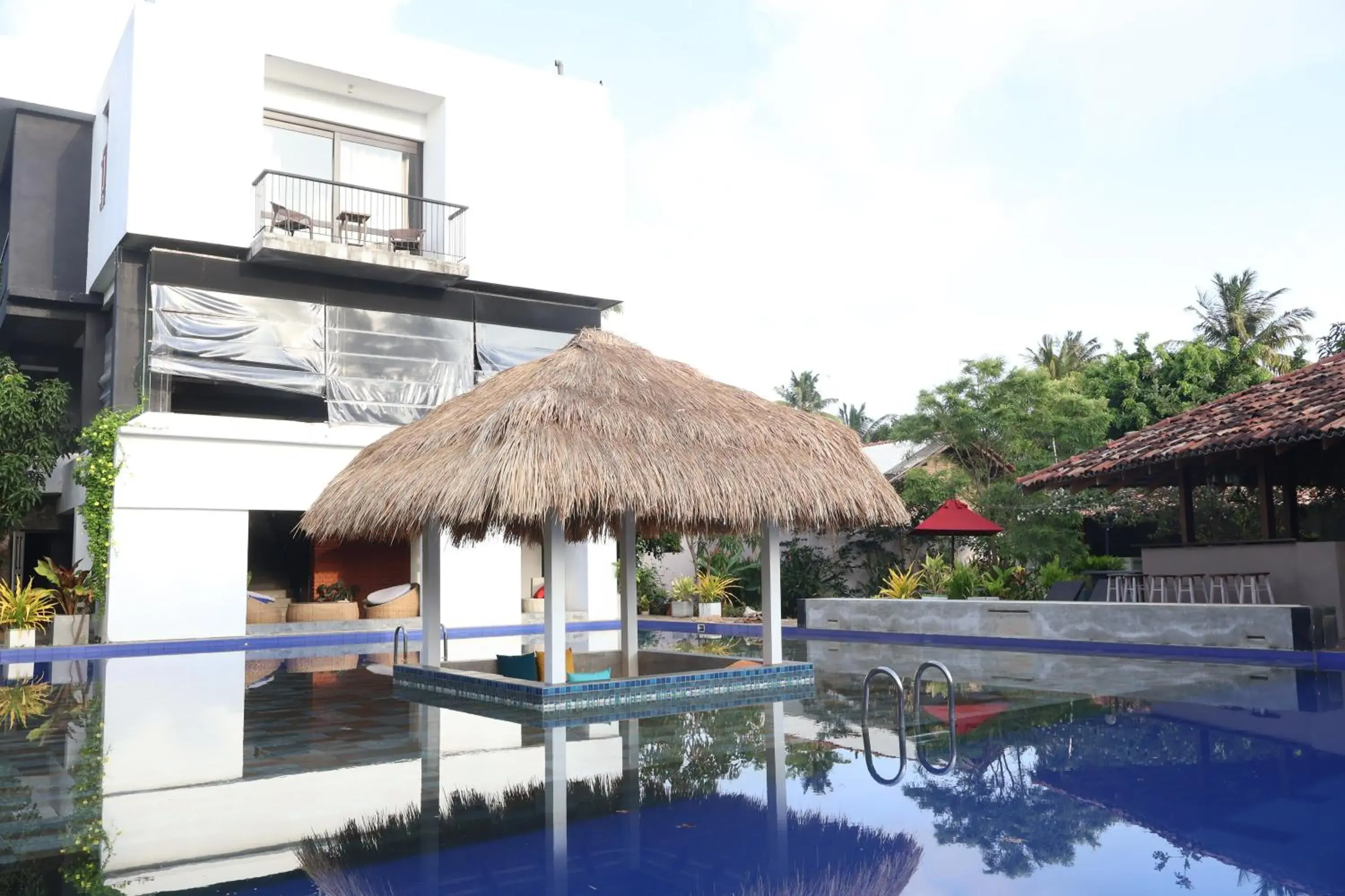 Swimming pool in Handagedara Resort & Spa Swimming pool in Handagedara Resort & Spa