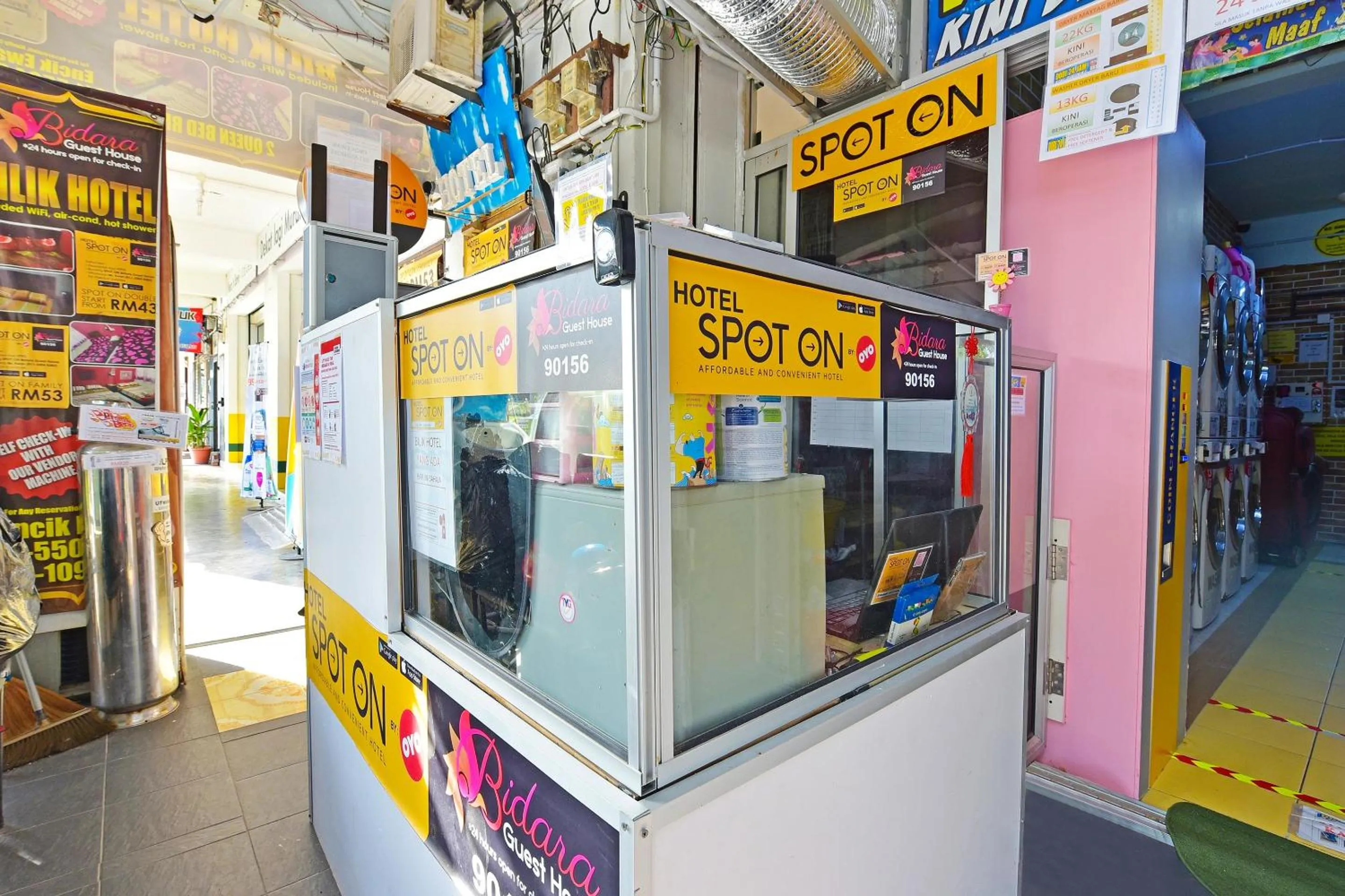 Lobby or reception in Hotel O Bidara Guest House