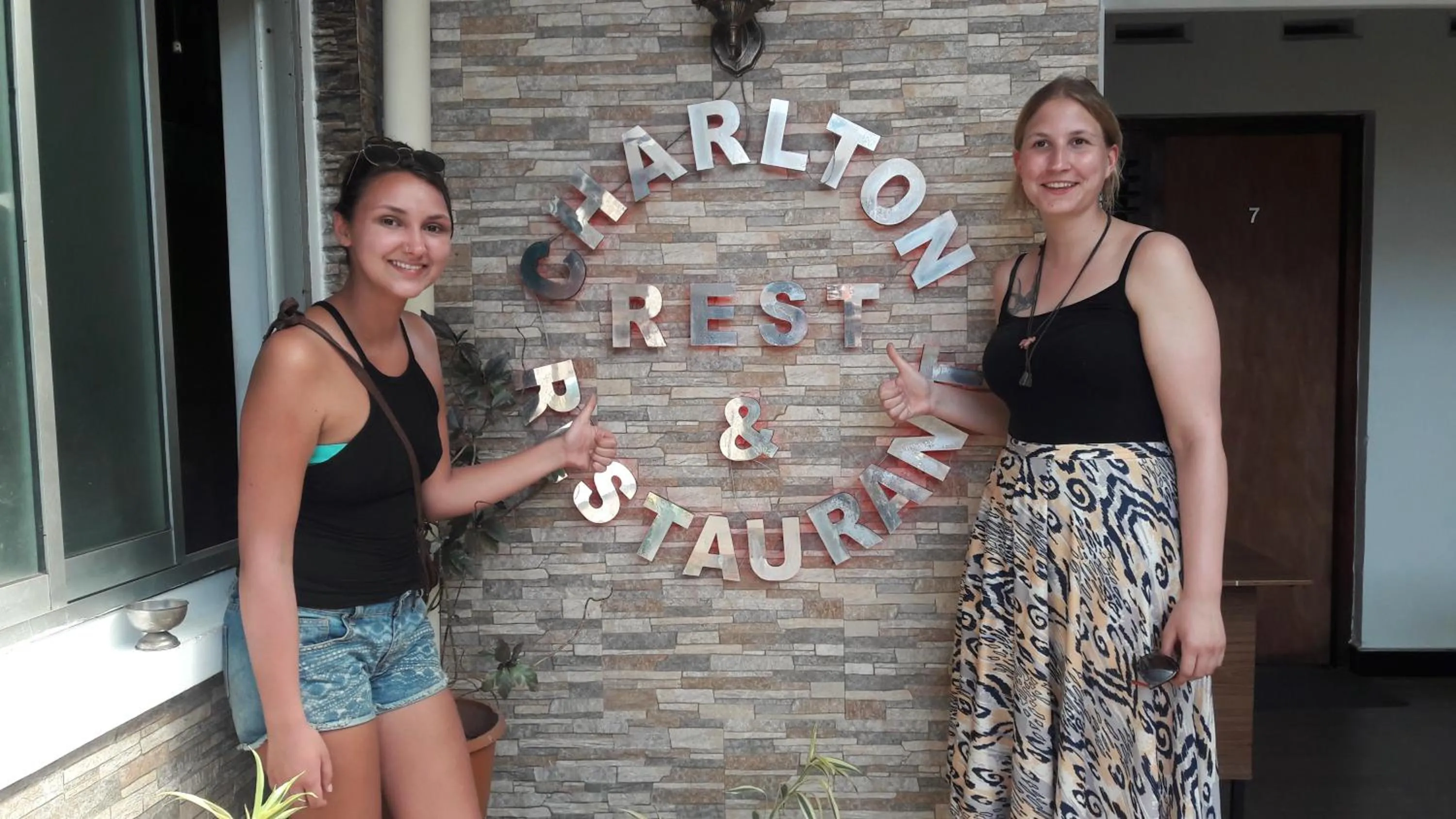 Guests in Charlton Kandy City Rest
