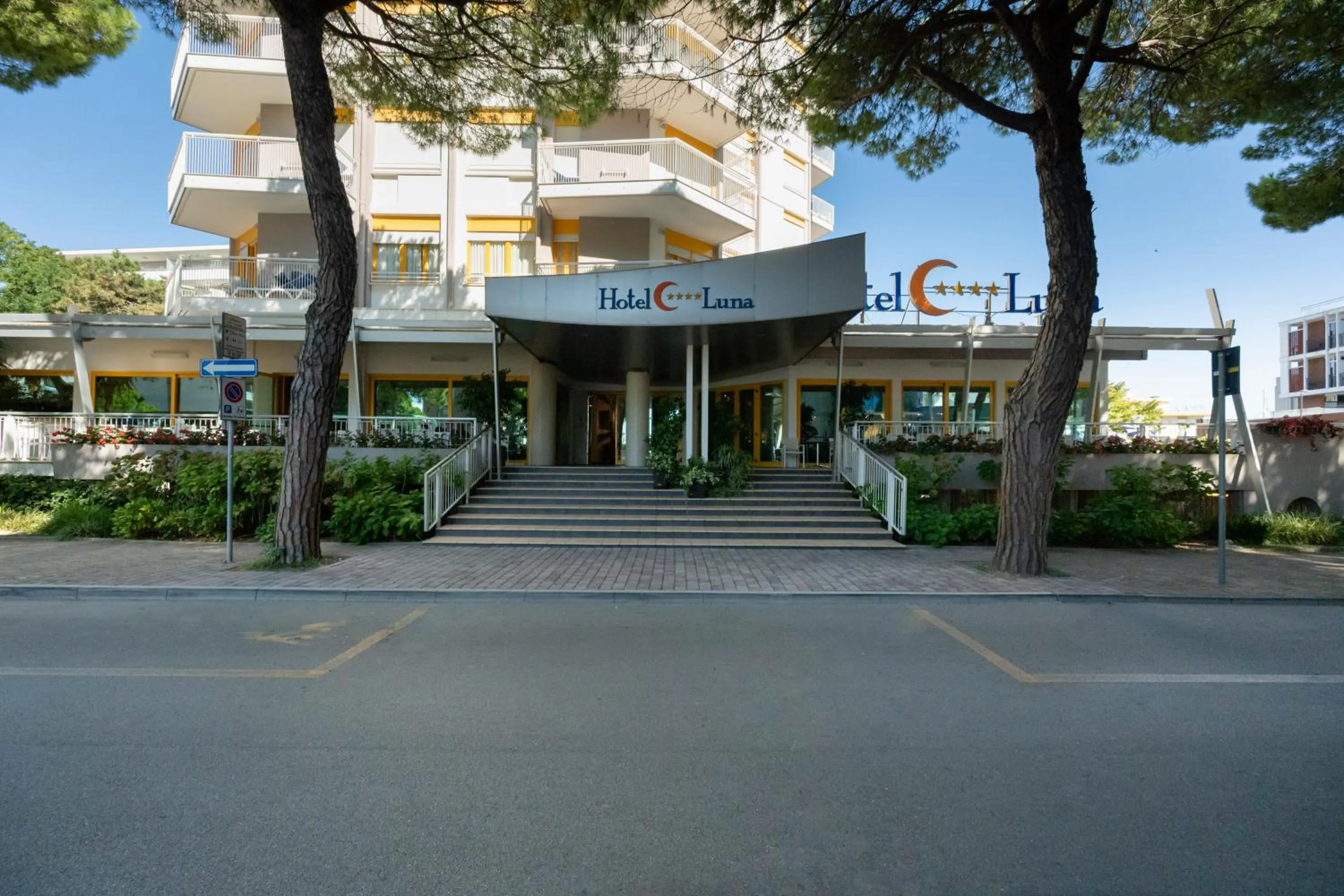 Street view in Hotel Luna