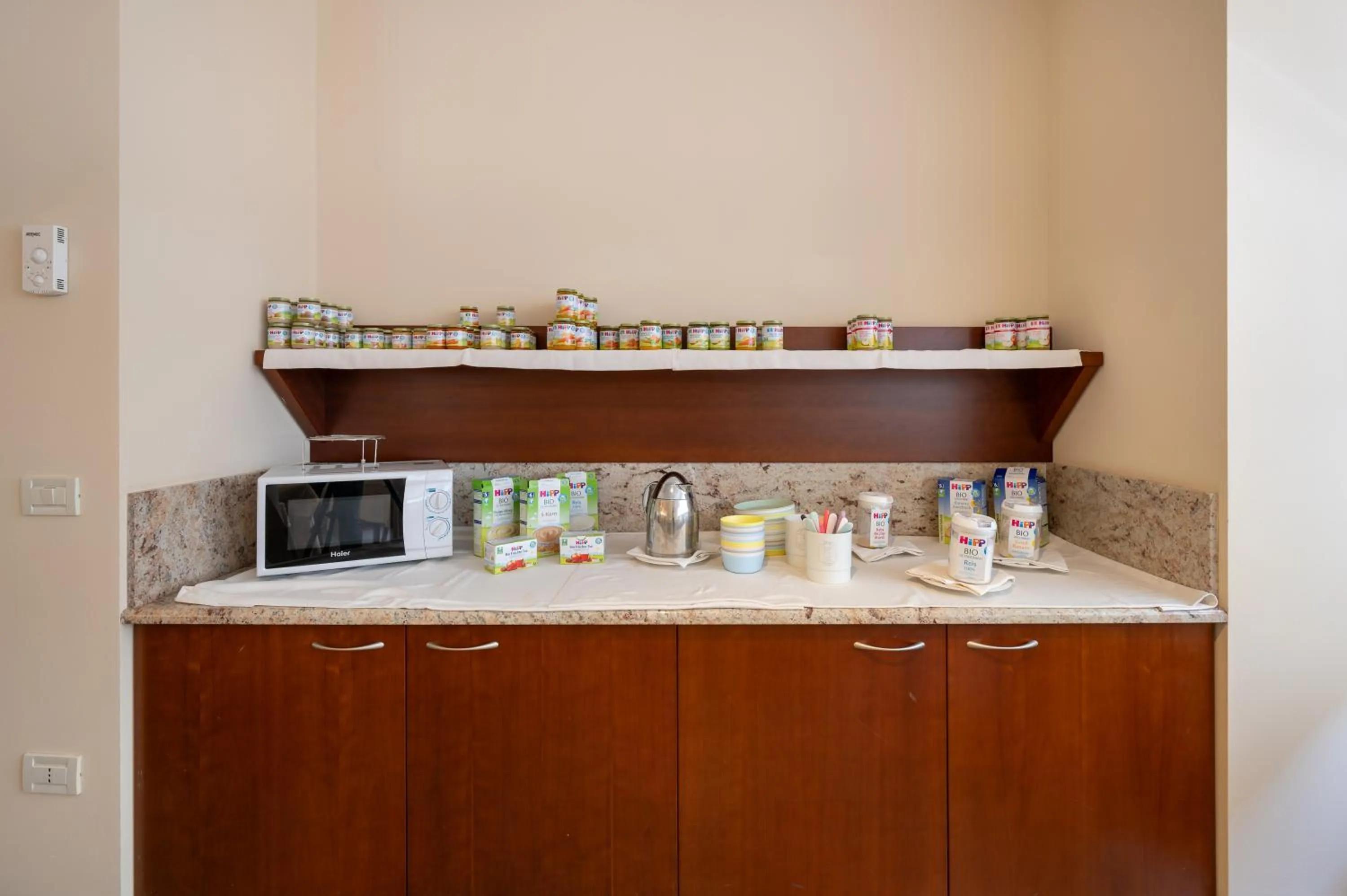 Restaurant/places to eat in Aparthotel Imperial