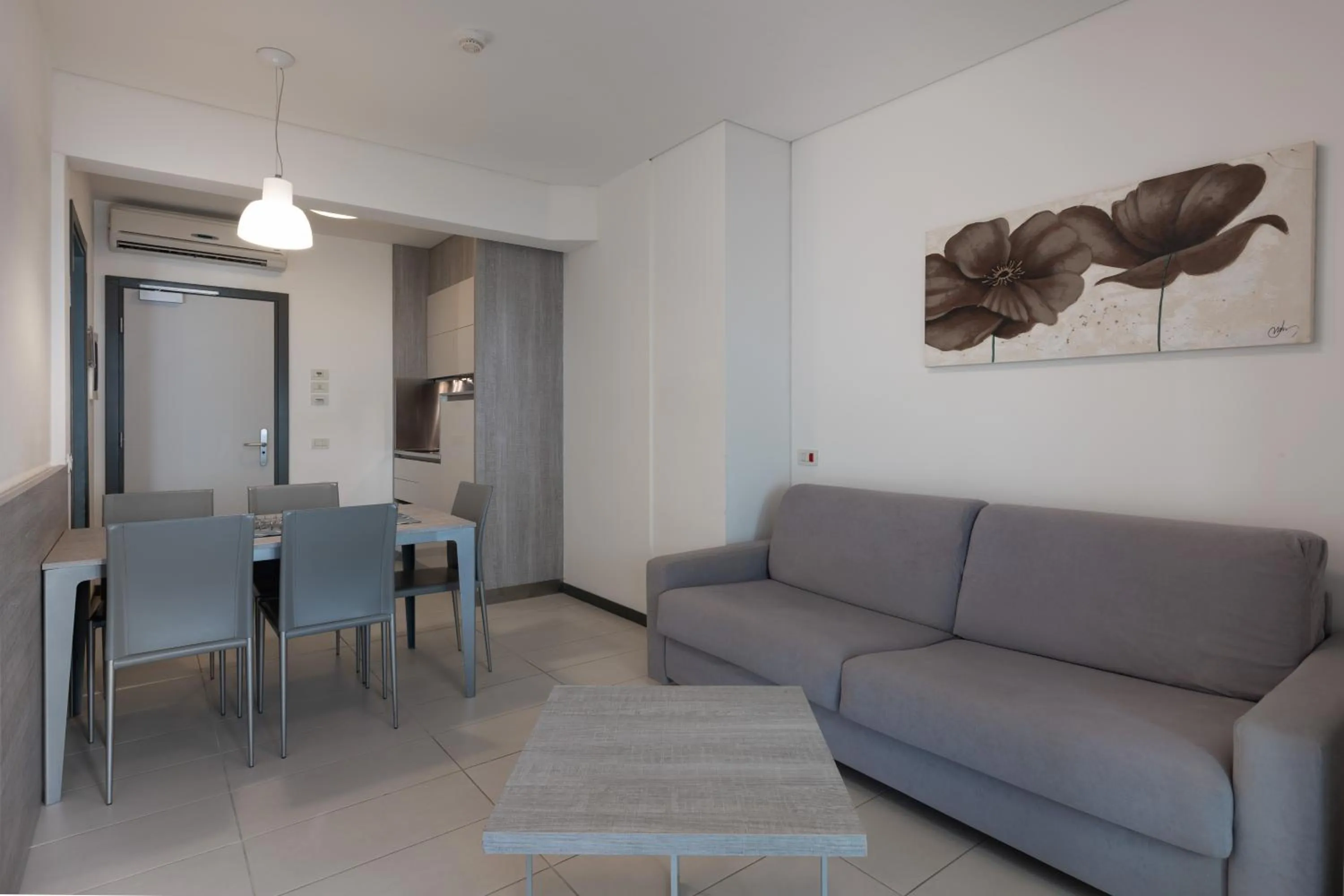 Seating area in Aparthotel Imperial