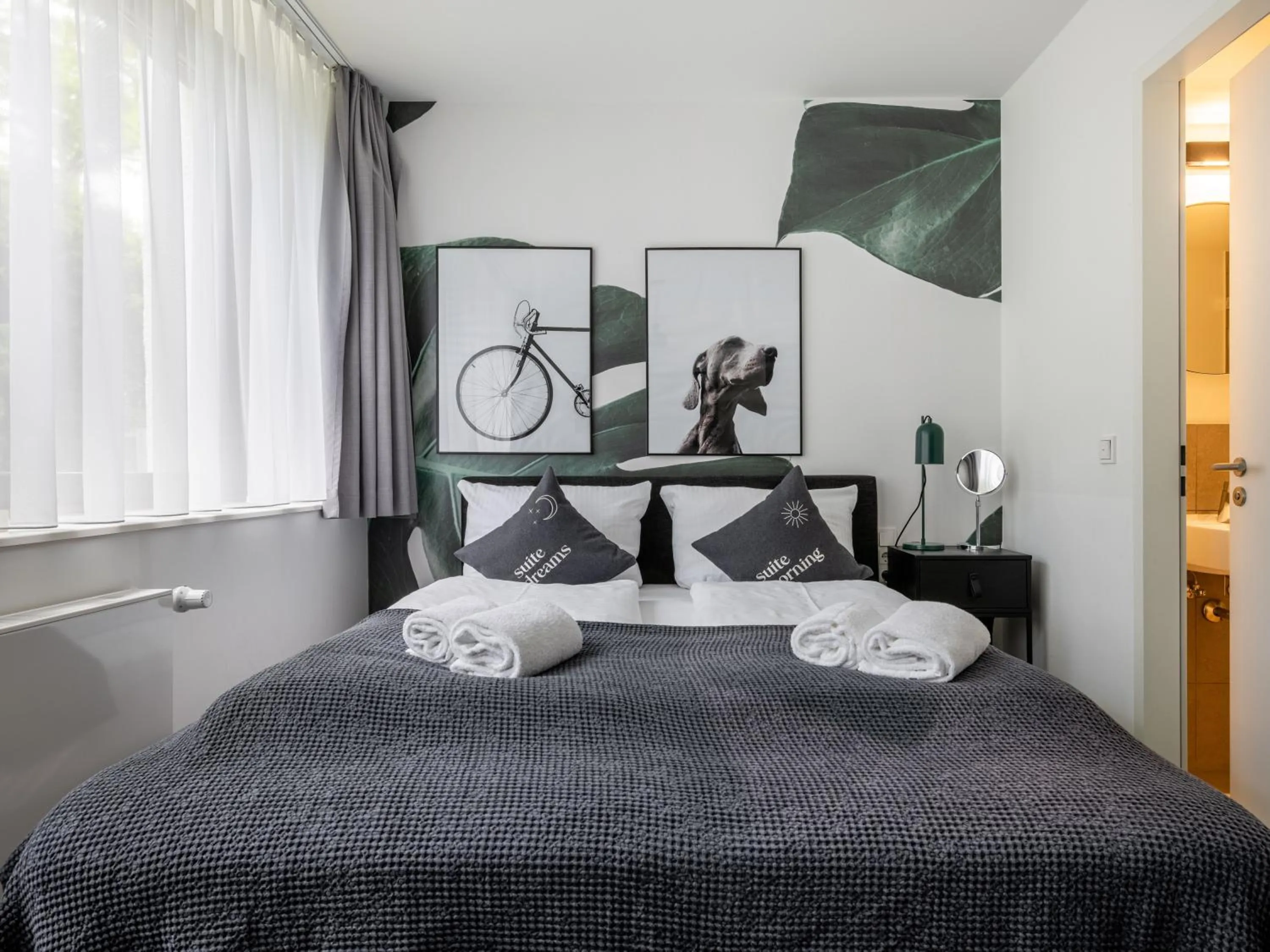 Bed in Limehome München