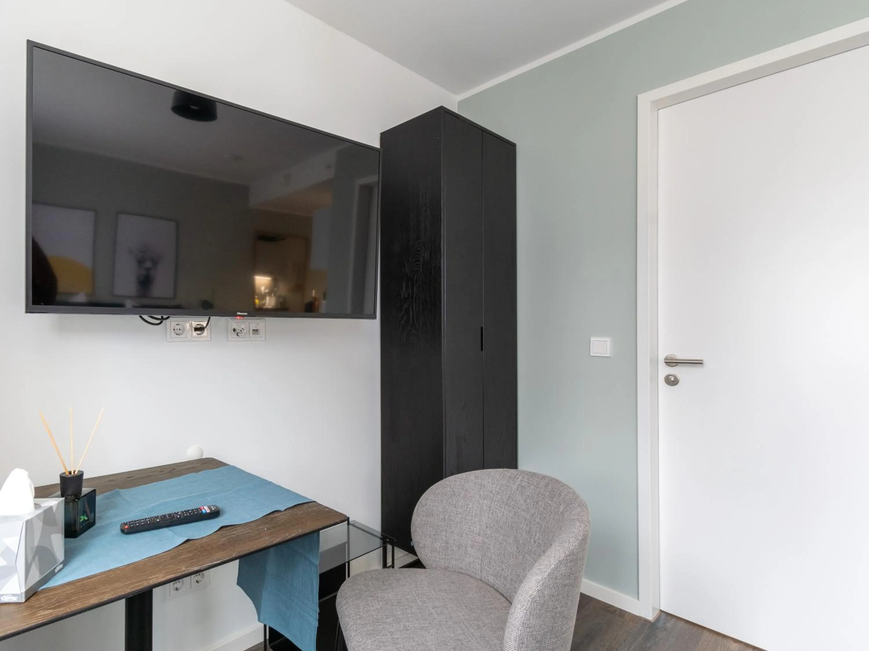 Dining area in Limehome München