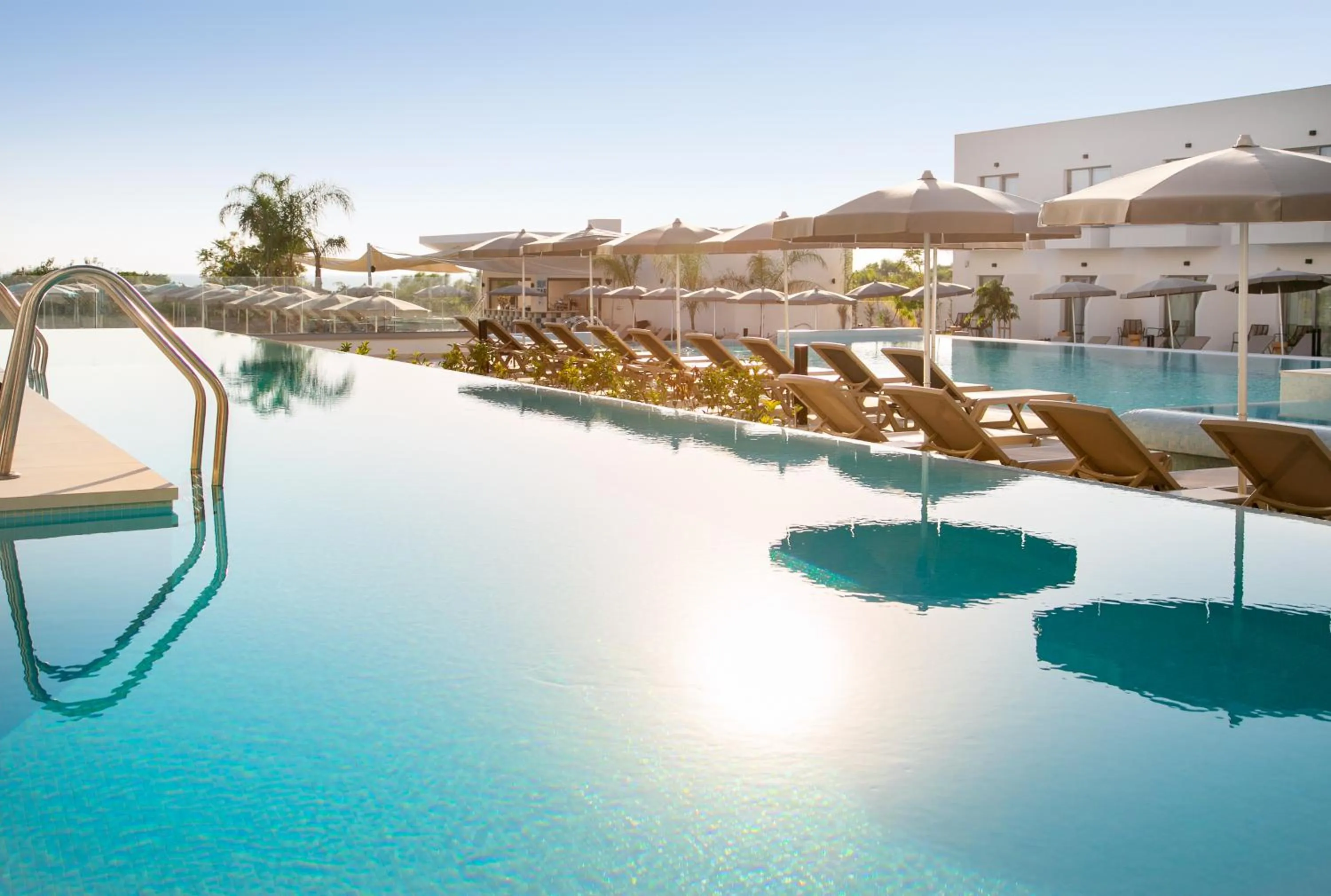 Swimming pool in Atlantica Aqua Blue