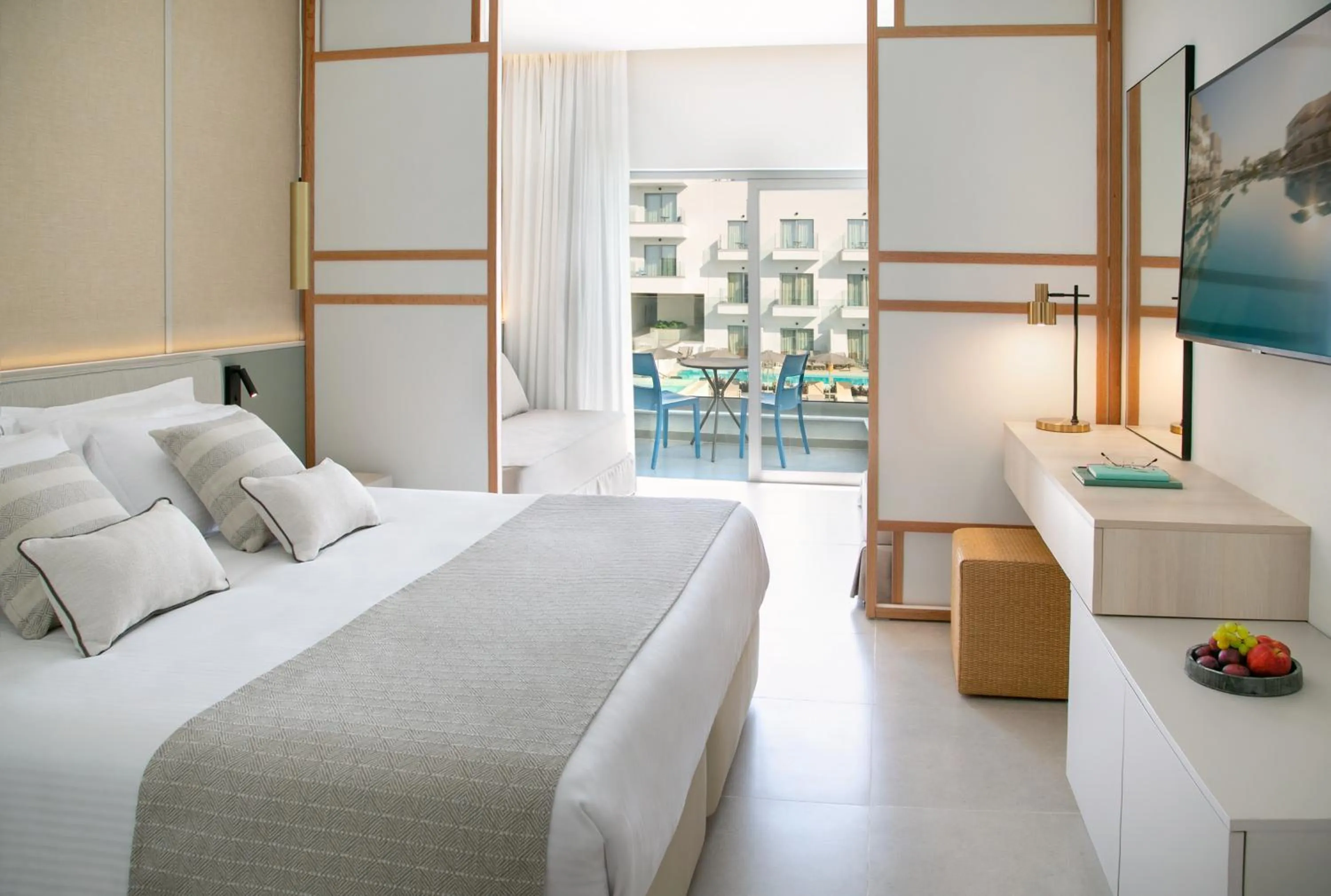 Photo of the whole room, Bed in Atlantica Aqua Blue