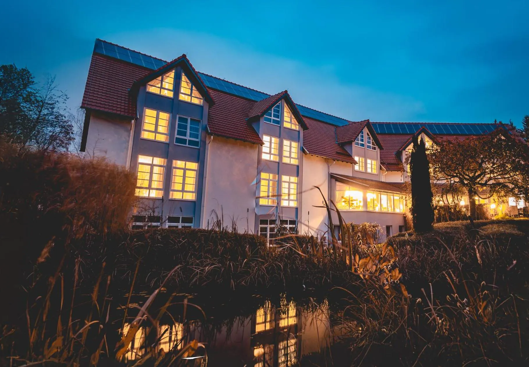 Property building in Hotel Marschall Duroc