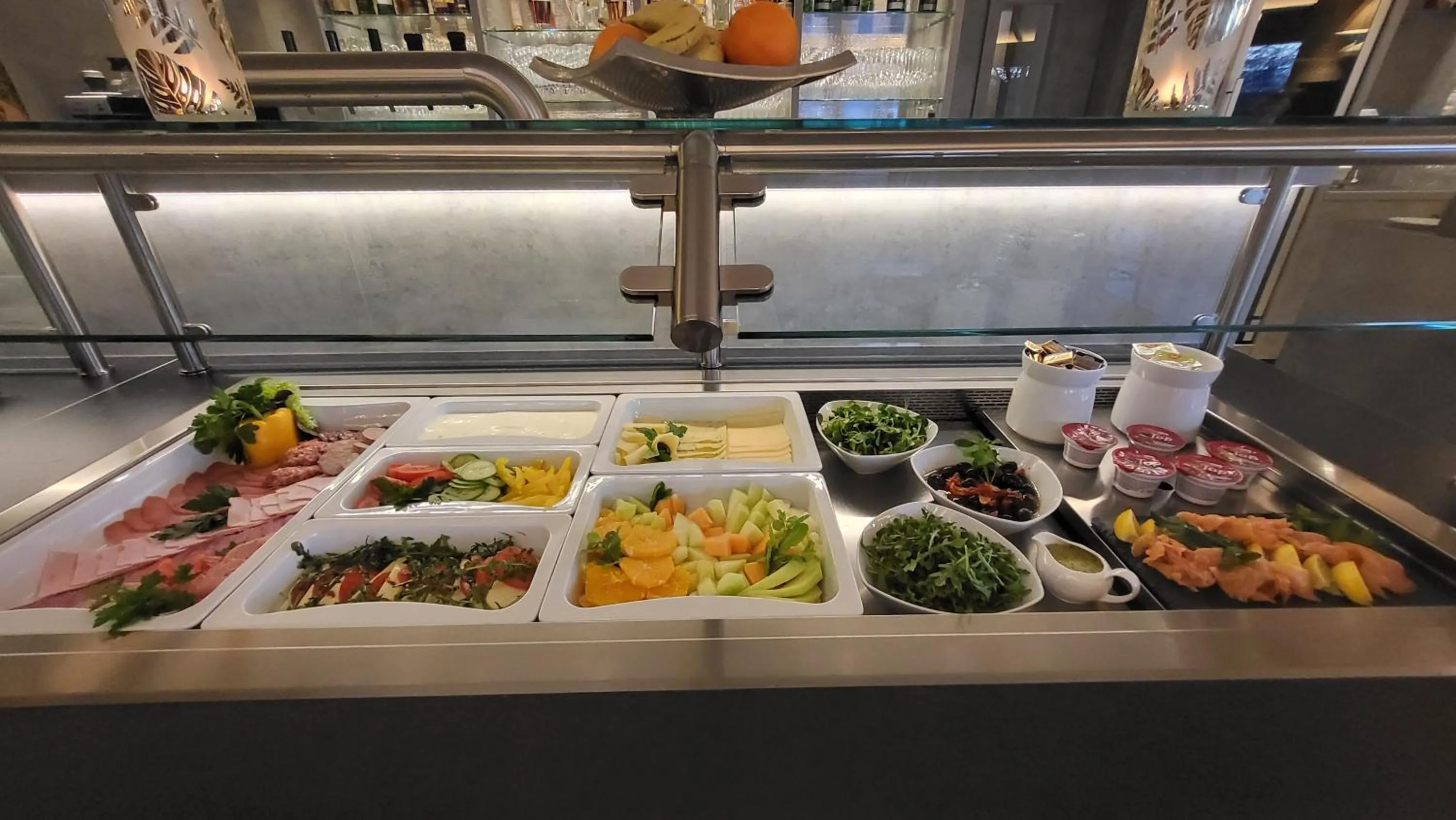 Restaurant/places to eat in Hotel Marschall Duroc