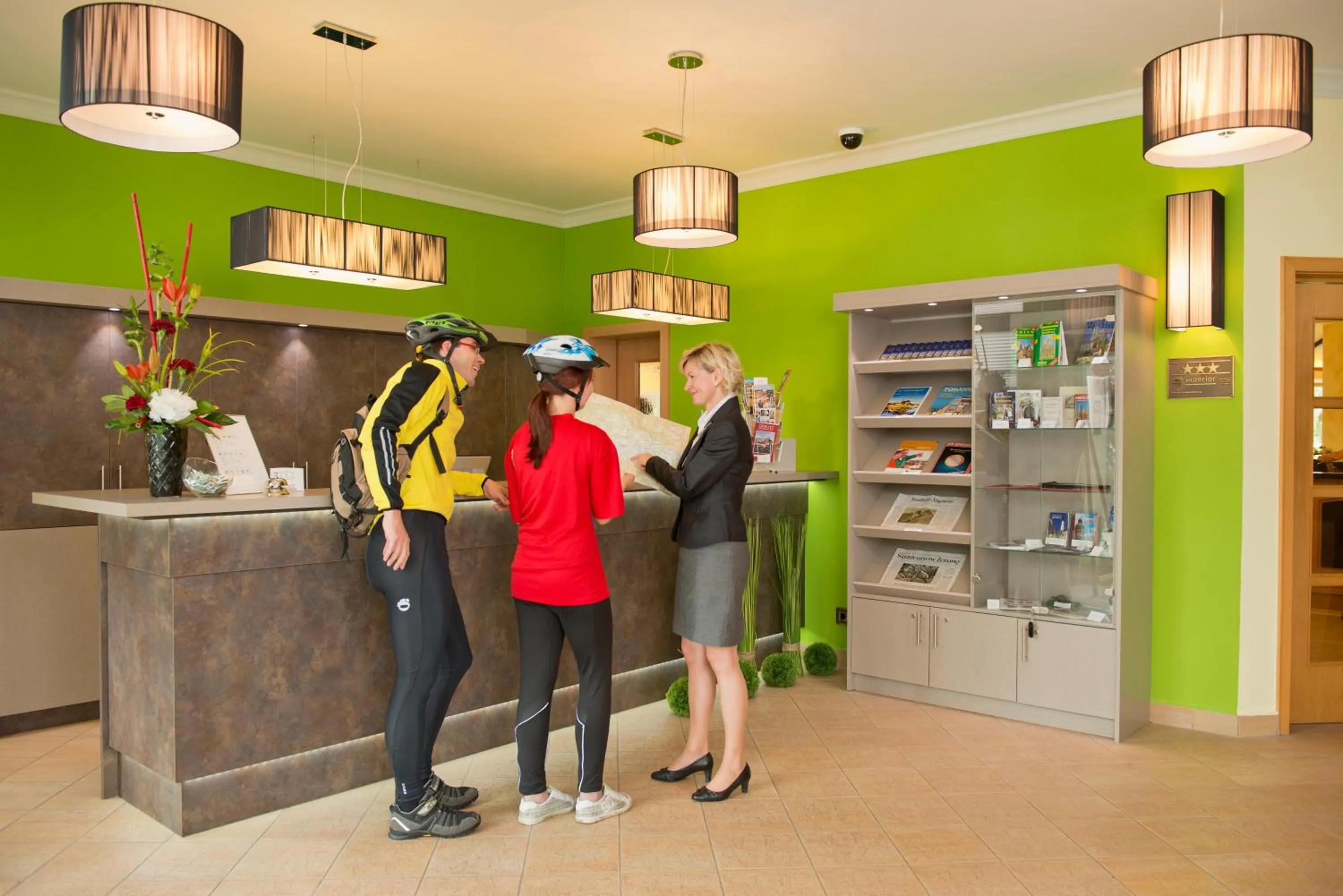 People in Hotel Marschall Duroc