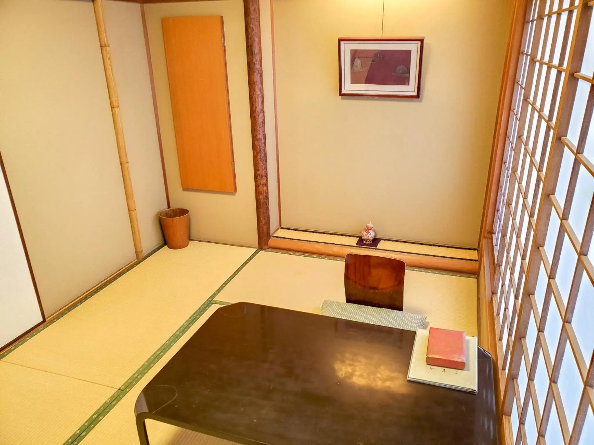 Photo of the whole room in Ryokan Ryokufuso Photo of the whole room in Ryokan Ryokufuso