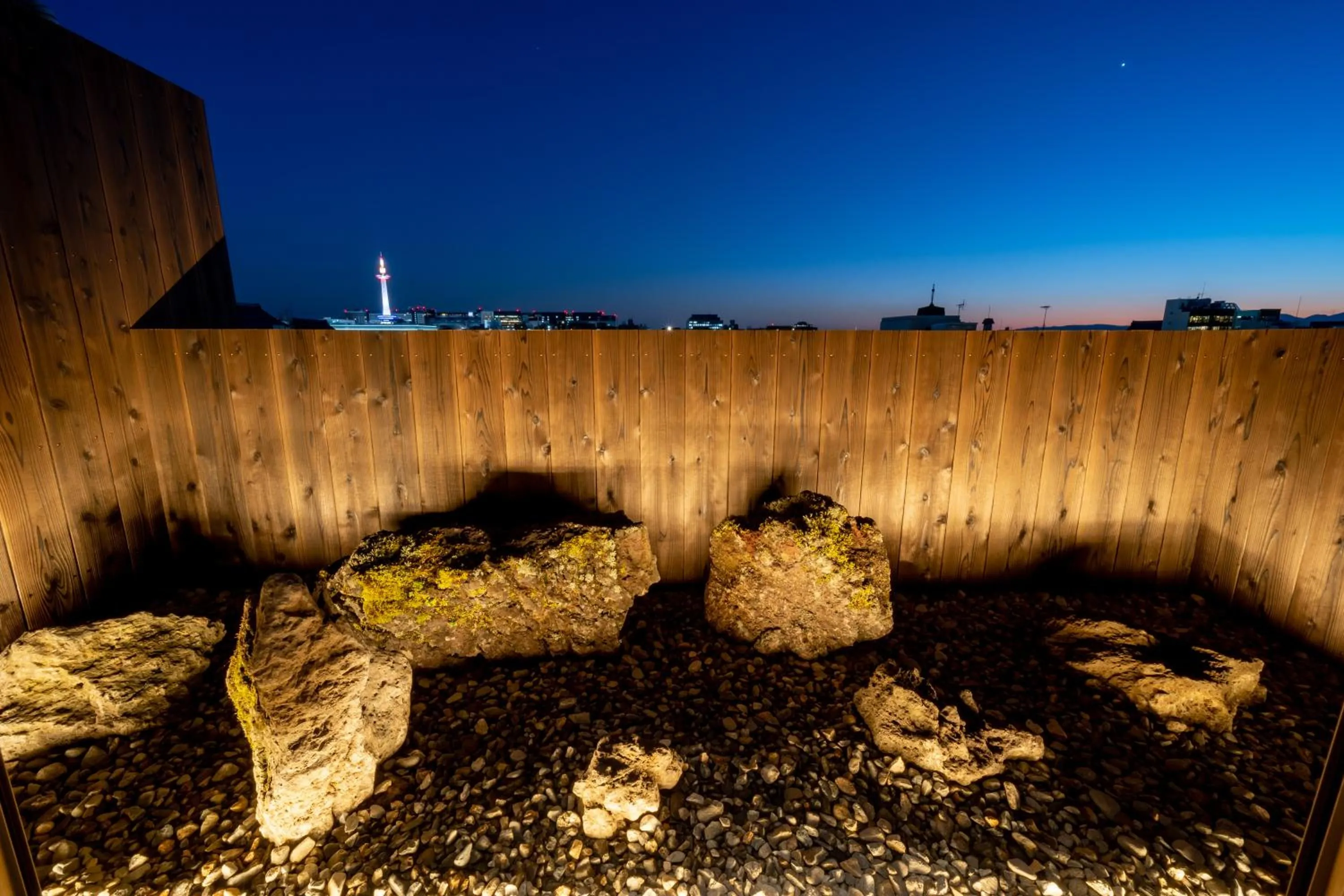 Night in Ryokan Ryokufuso