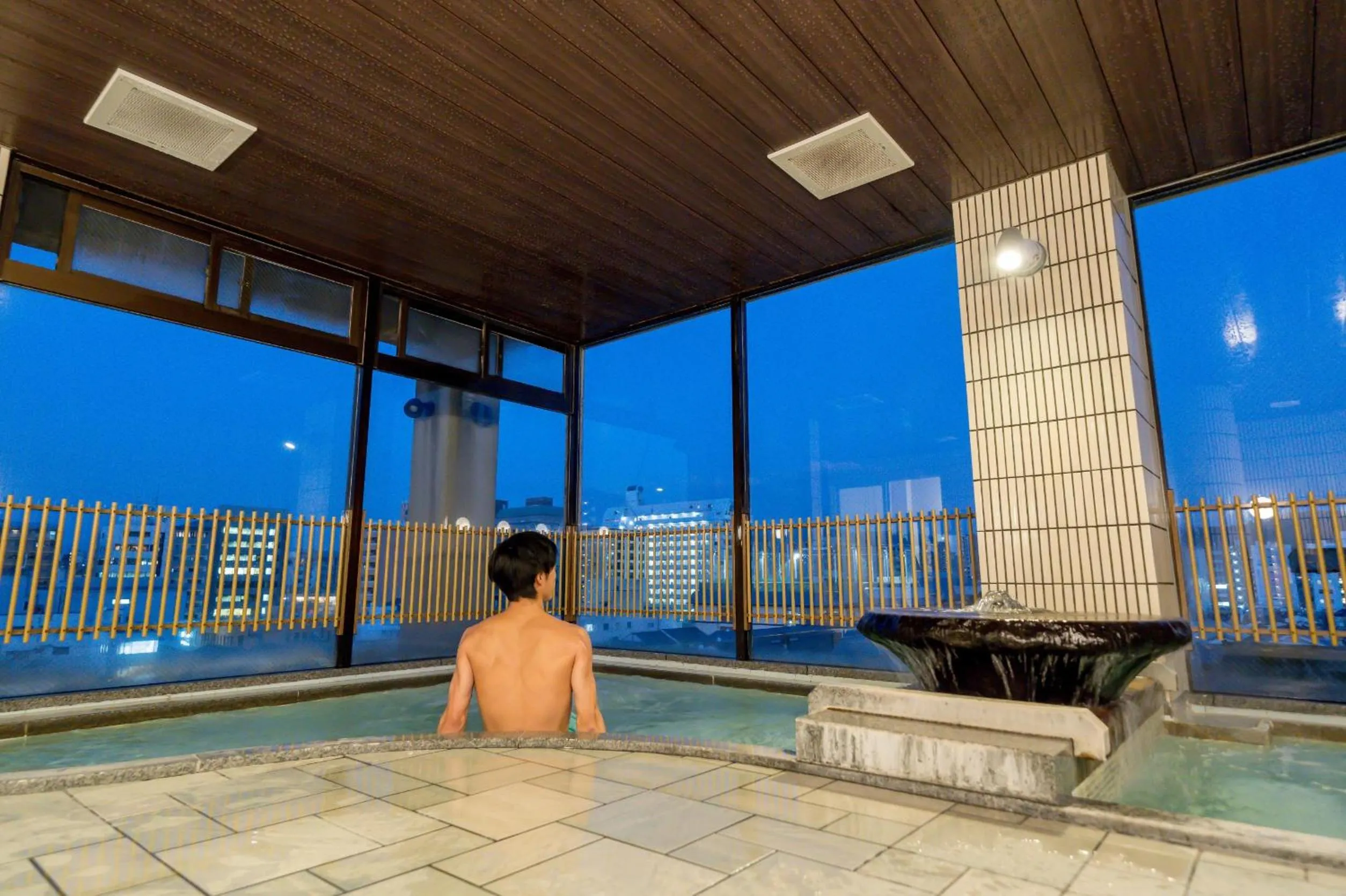 Public Bath in Ryokan Ryokufuso