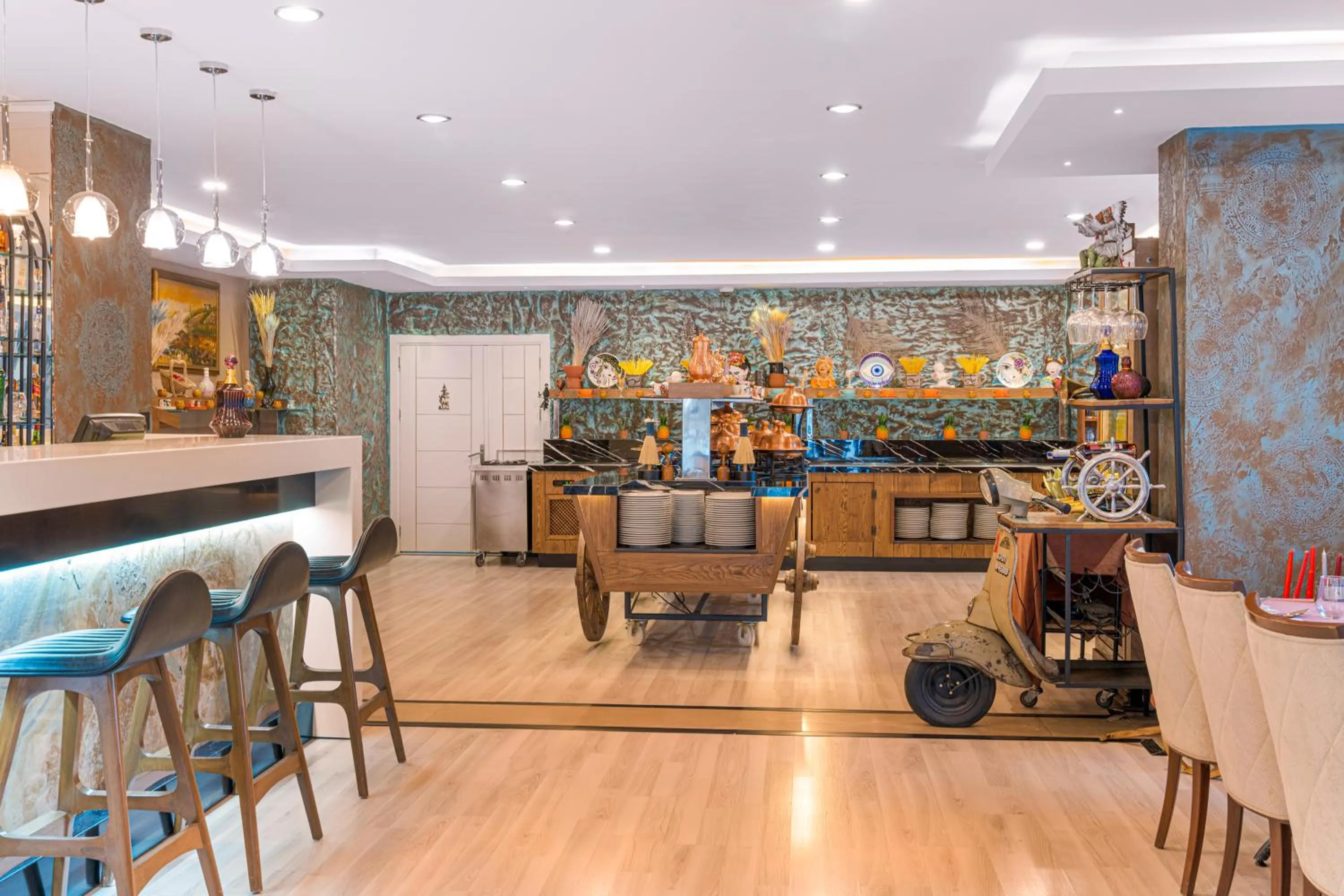 Food and drinks in GRAND ANİ HOTEL