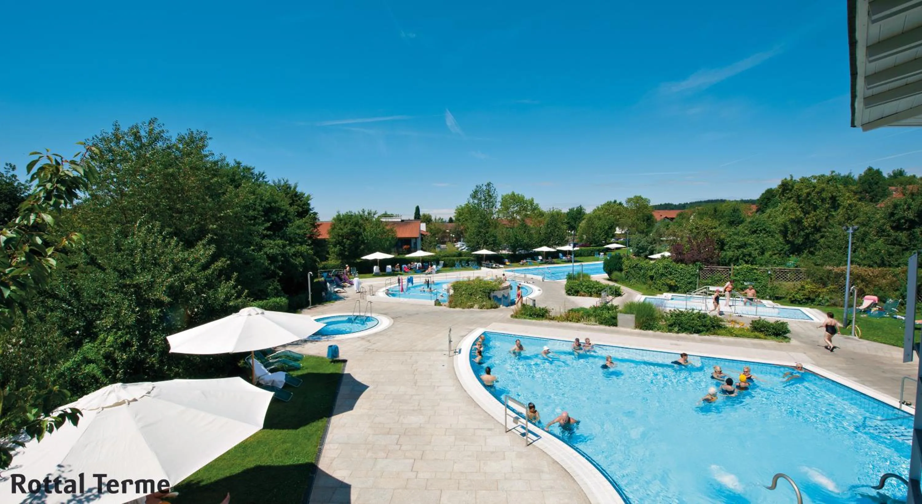 Swimming pool in Best Western Aparthotel Birnbachhöhe