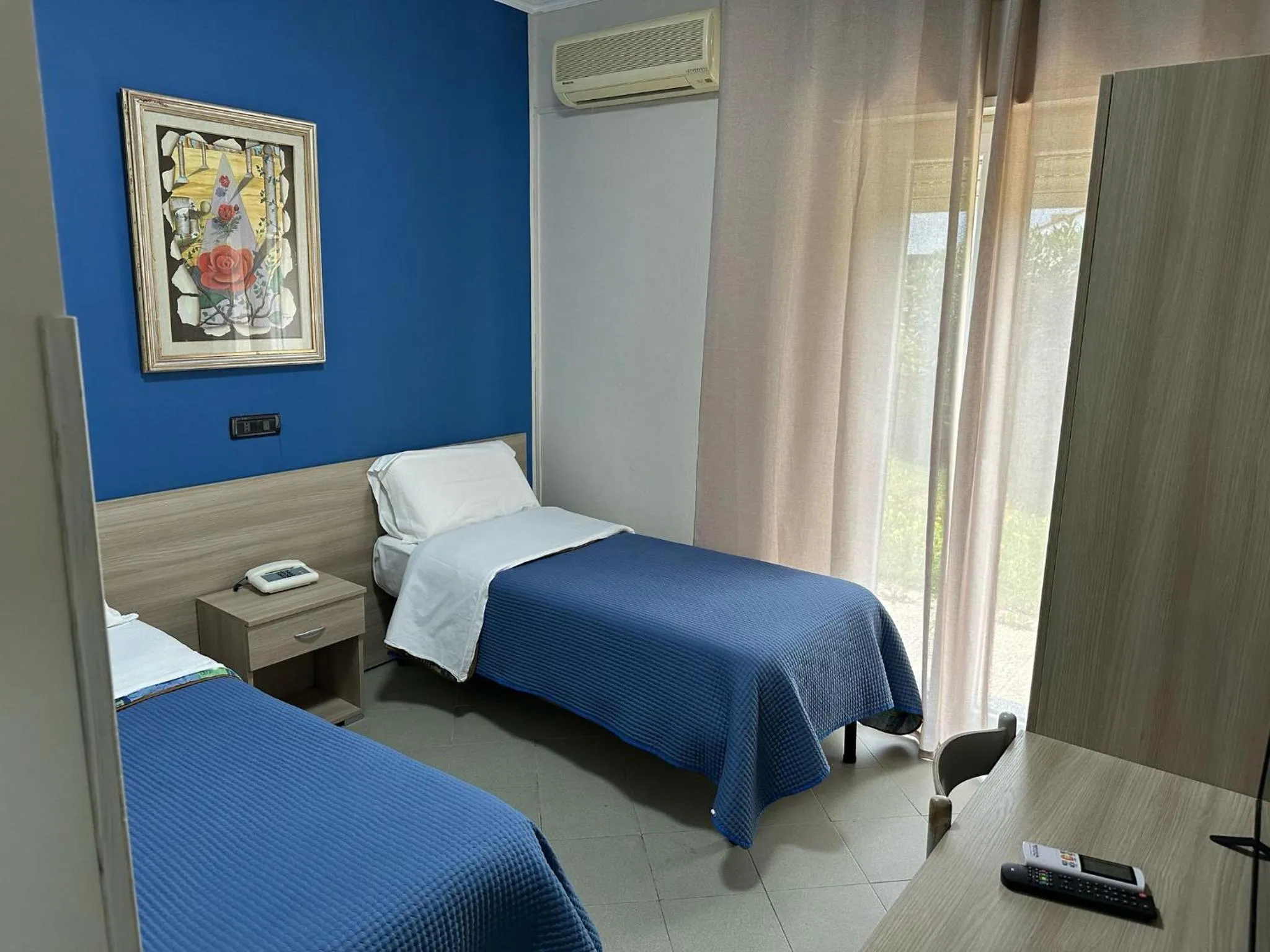 Bedroom, Bed in Hotel Costa Jonica