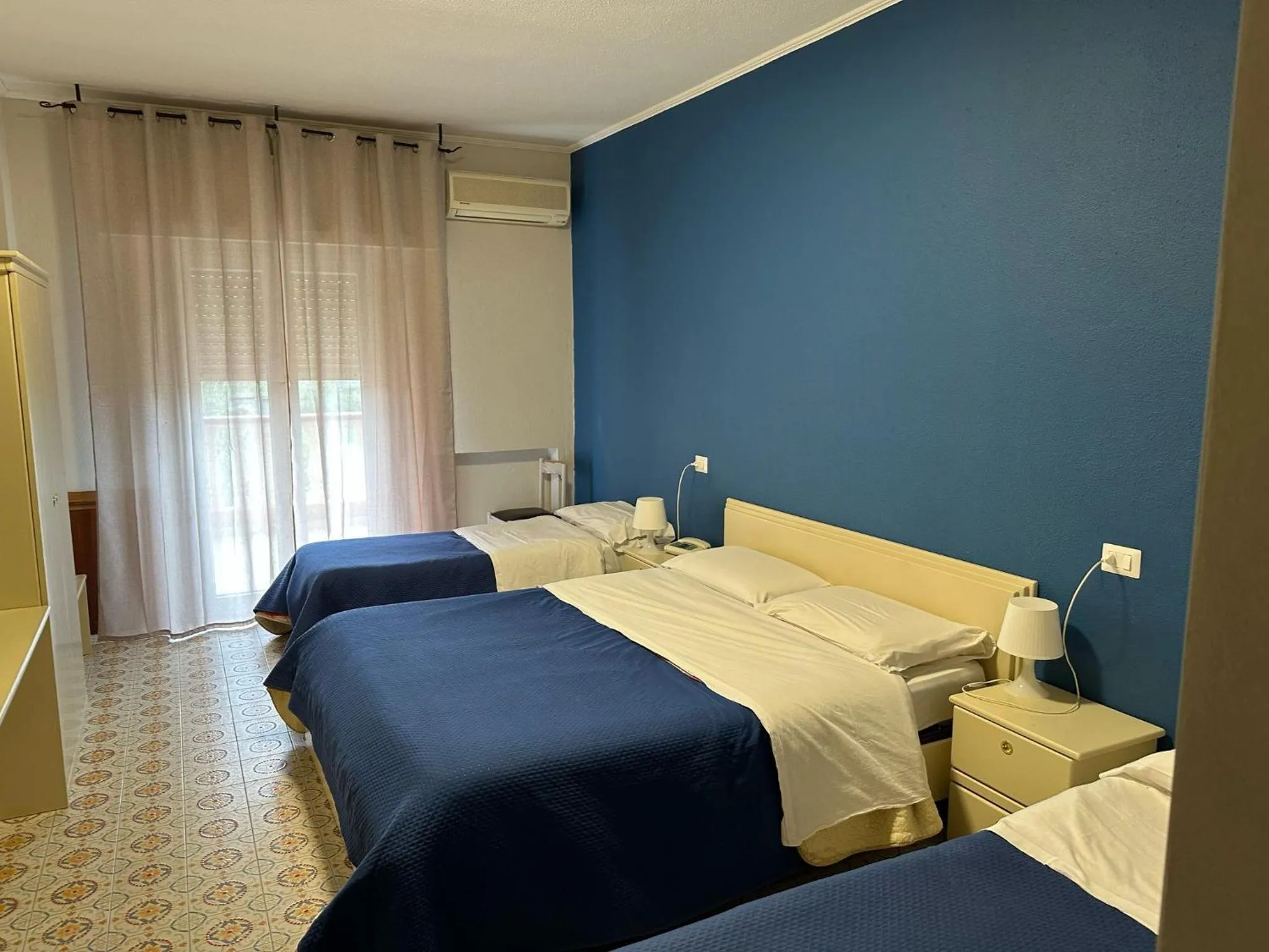 Bedroom, Bed in Hotel Costa Jonica