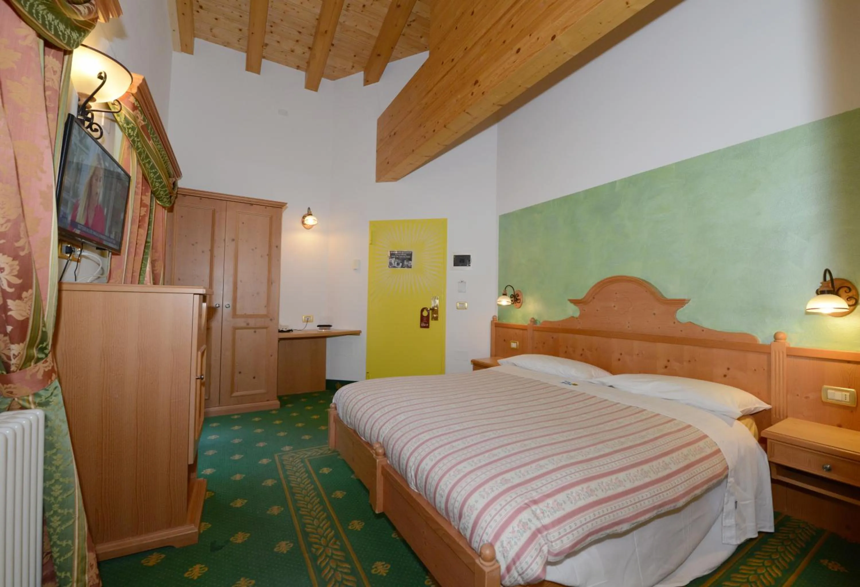 Bed in Hotel Sole