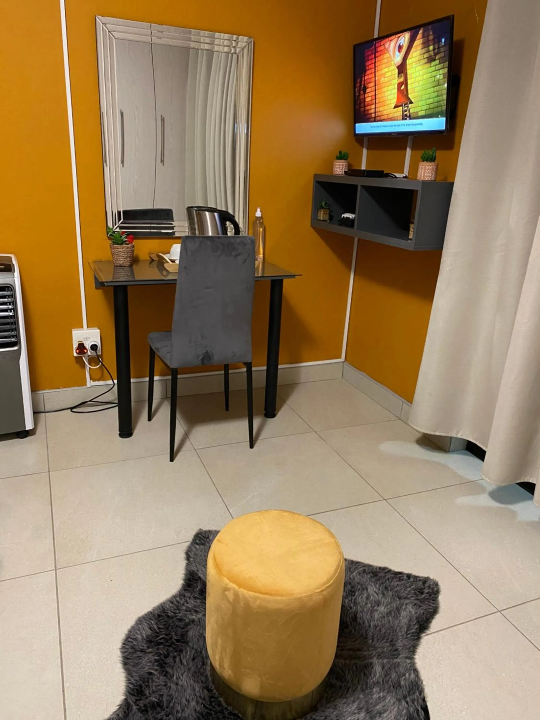 Bedroom in Seven Wonders B&B