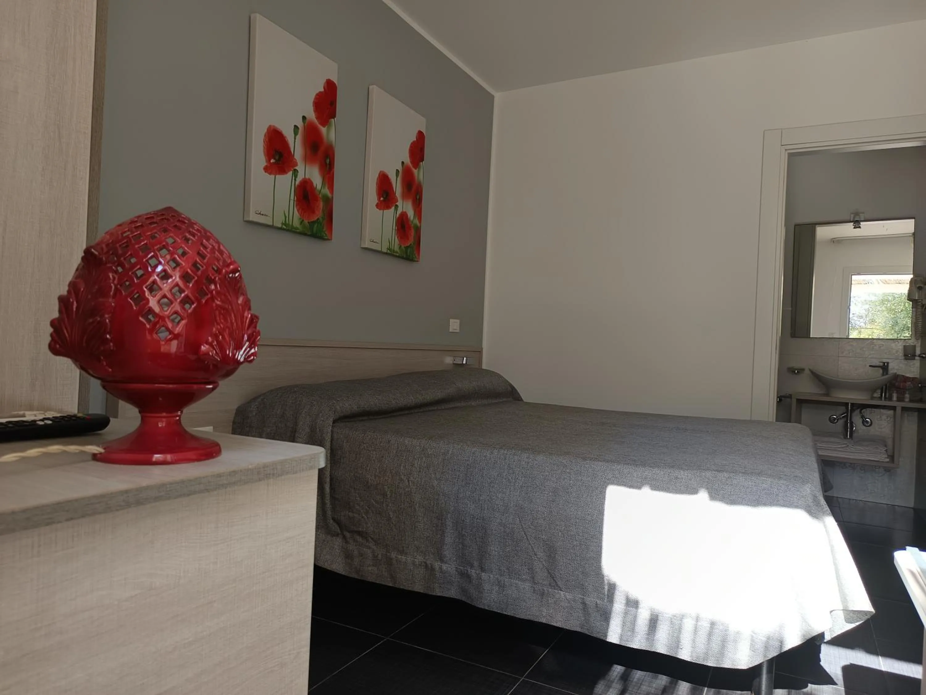 Bedroom, Bed in La Giara Resort