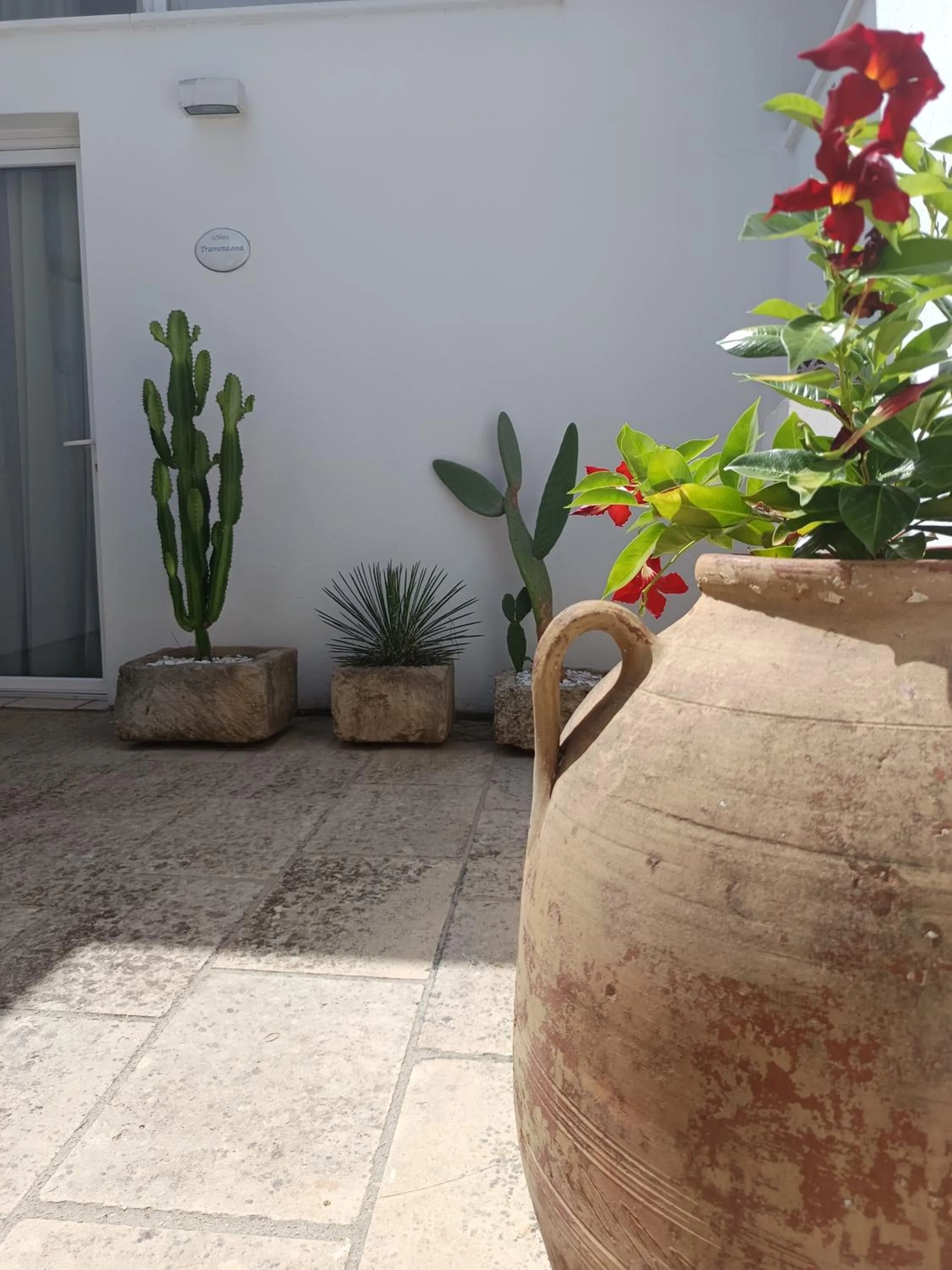 Garden in La Giara Resort
