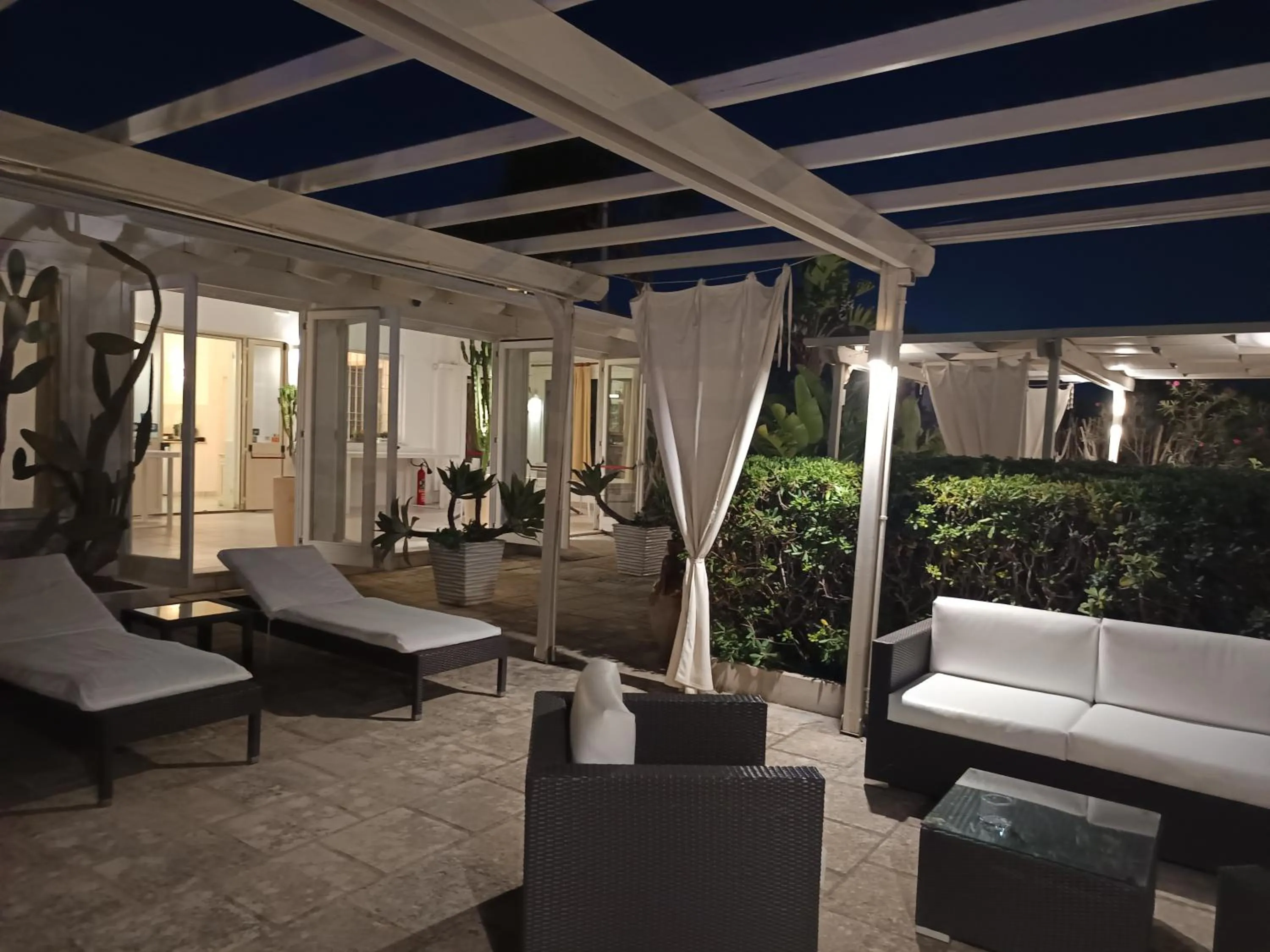Night in La Giara Resort