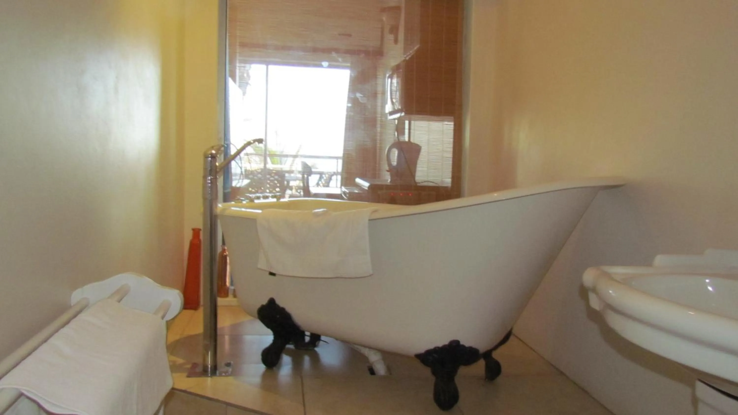 Bathroom in Bentley on the Beach