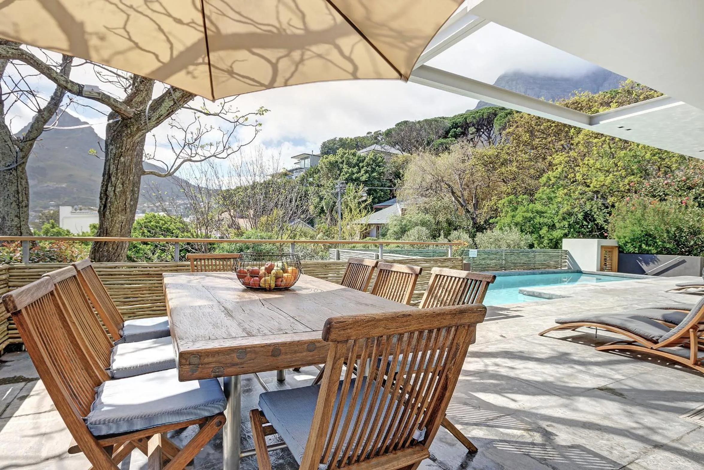 BBQ facilities in Blinkwater Villa