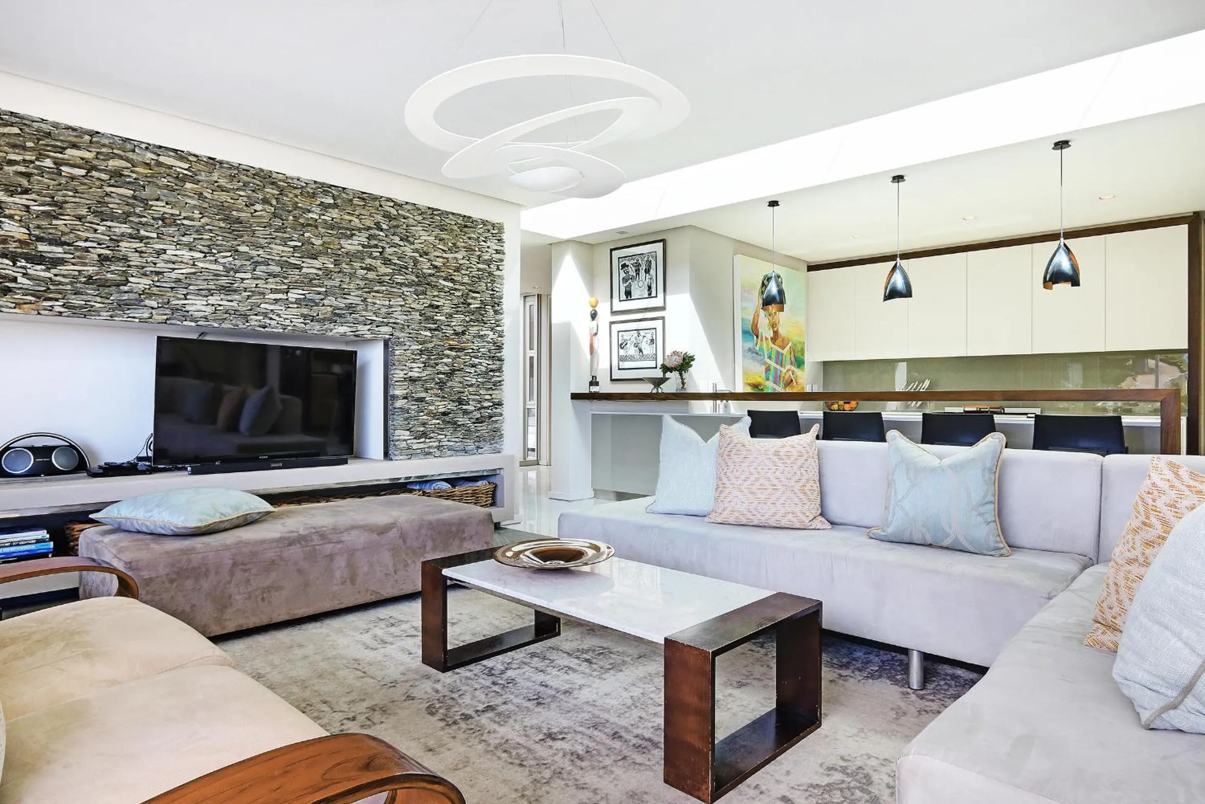 TV and multimedia in Blinkwater Villa