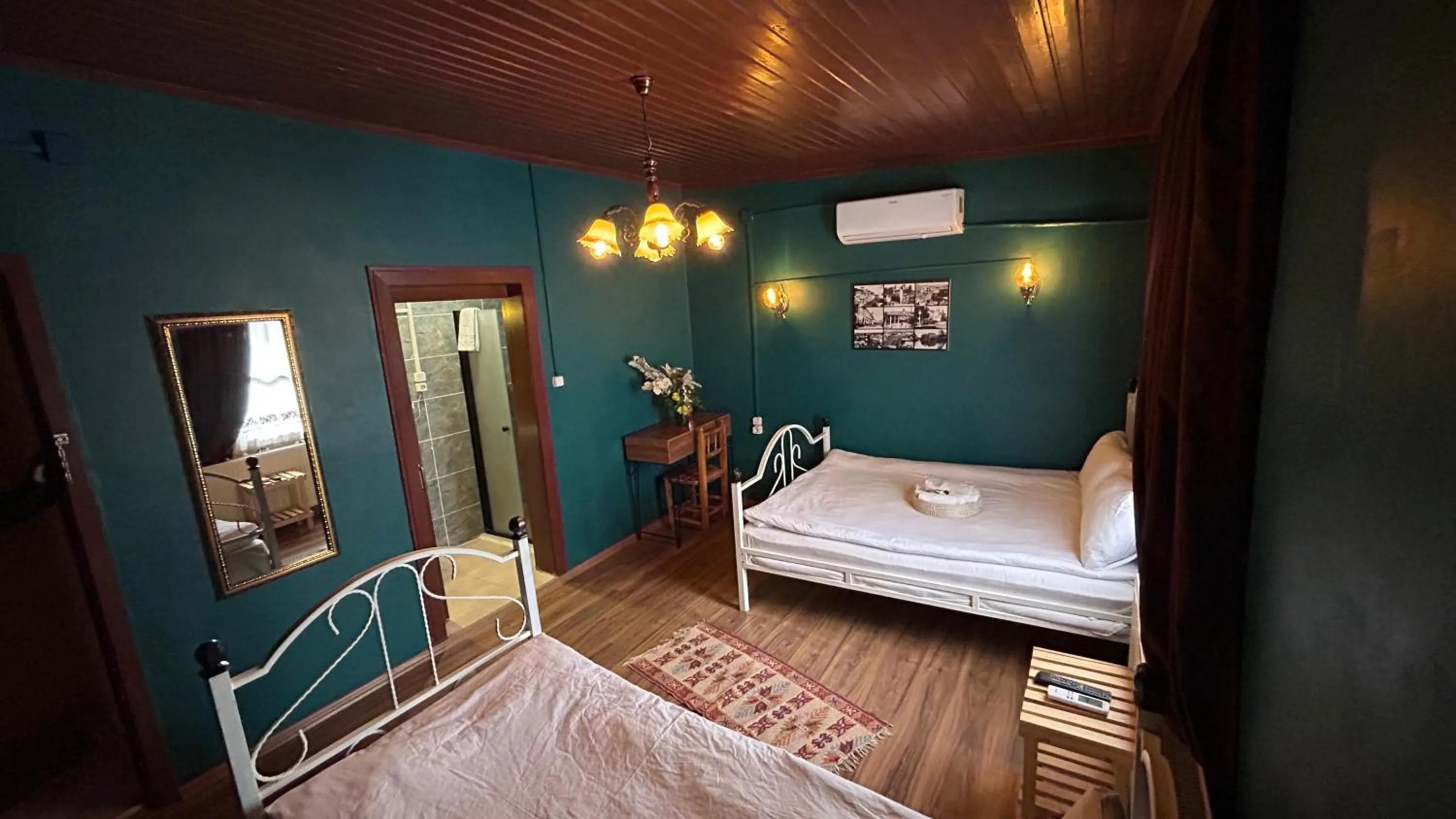 Bed in Şirvani Konağı