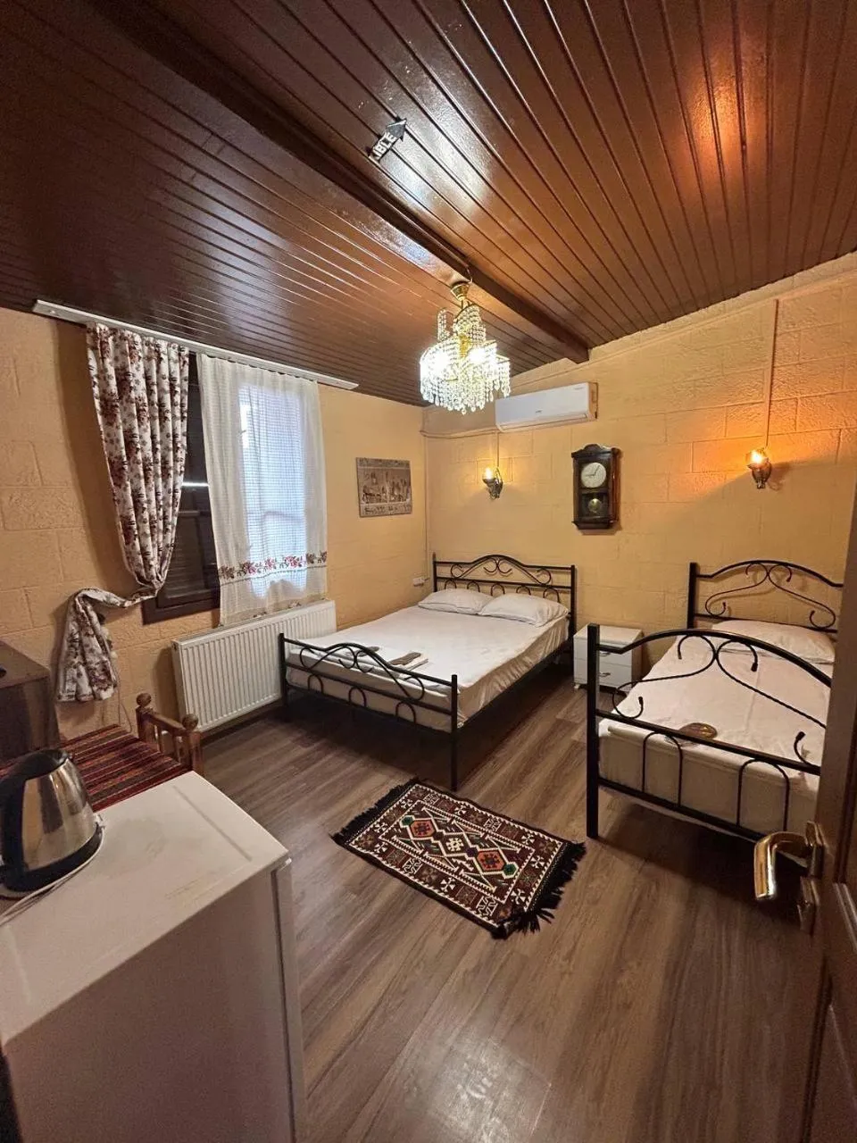 Bed in Şirvani Konağı