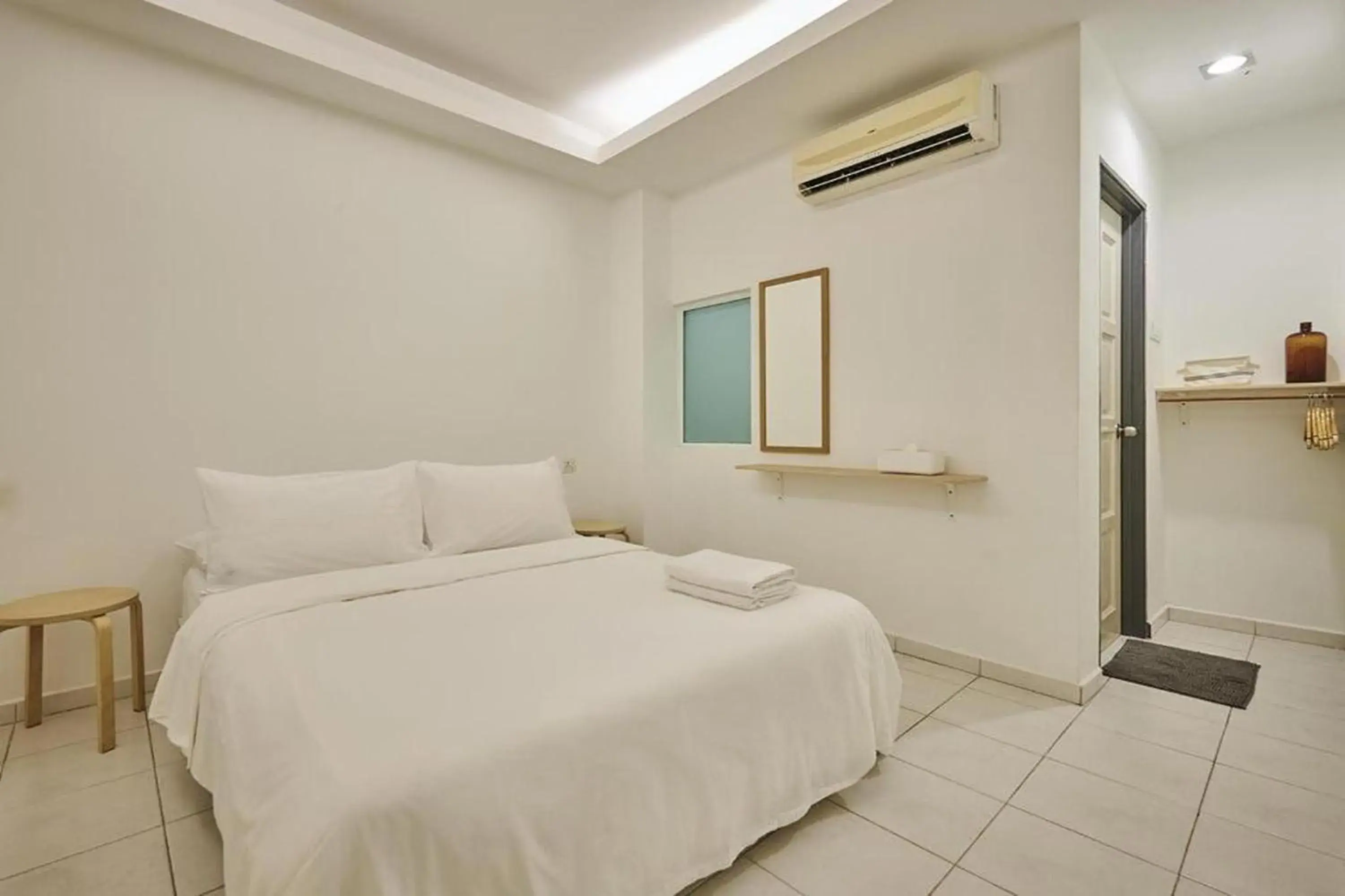 Standard Queen Room in Sleepy Nomad Hostel Standard Queen Room in Sleepy Nomad Hostel