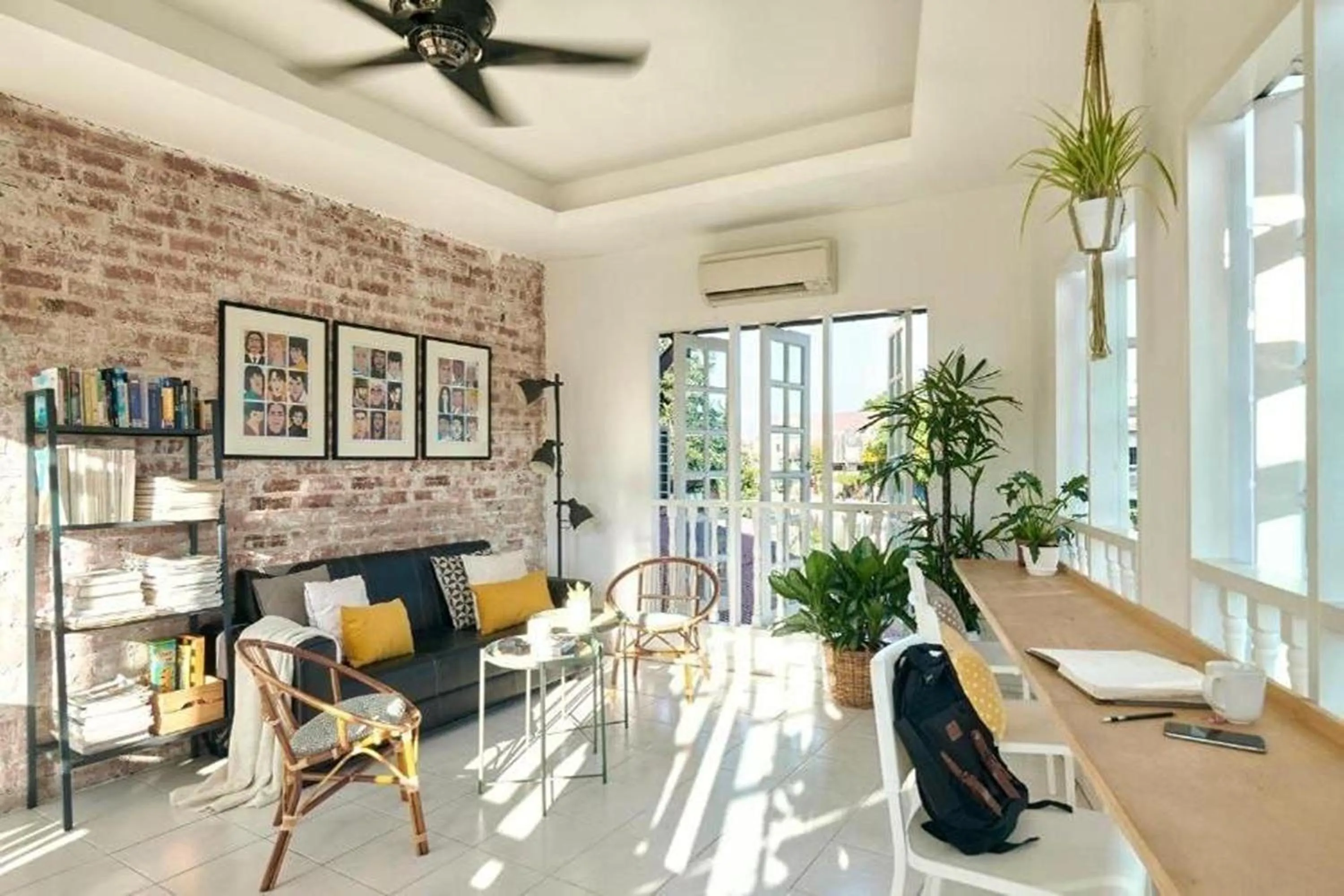 Seating area in Sleepy Nomad Hostel