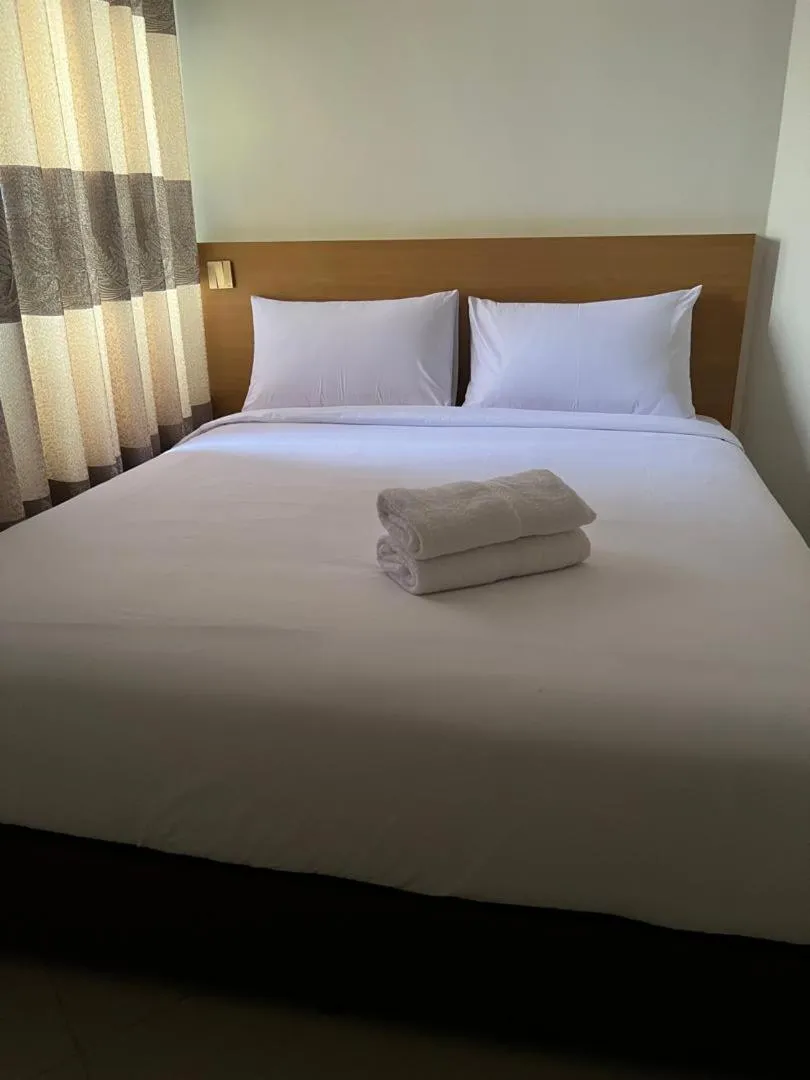 Bed in HOTEL SRI SUTRA (BANDAR SUNWAY)