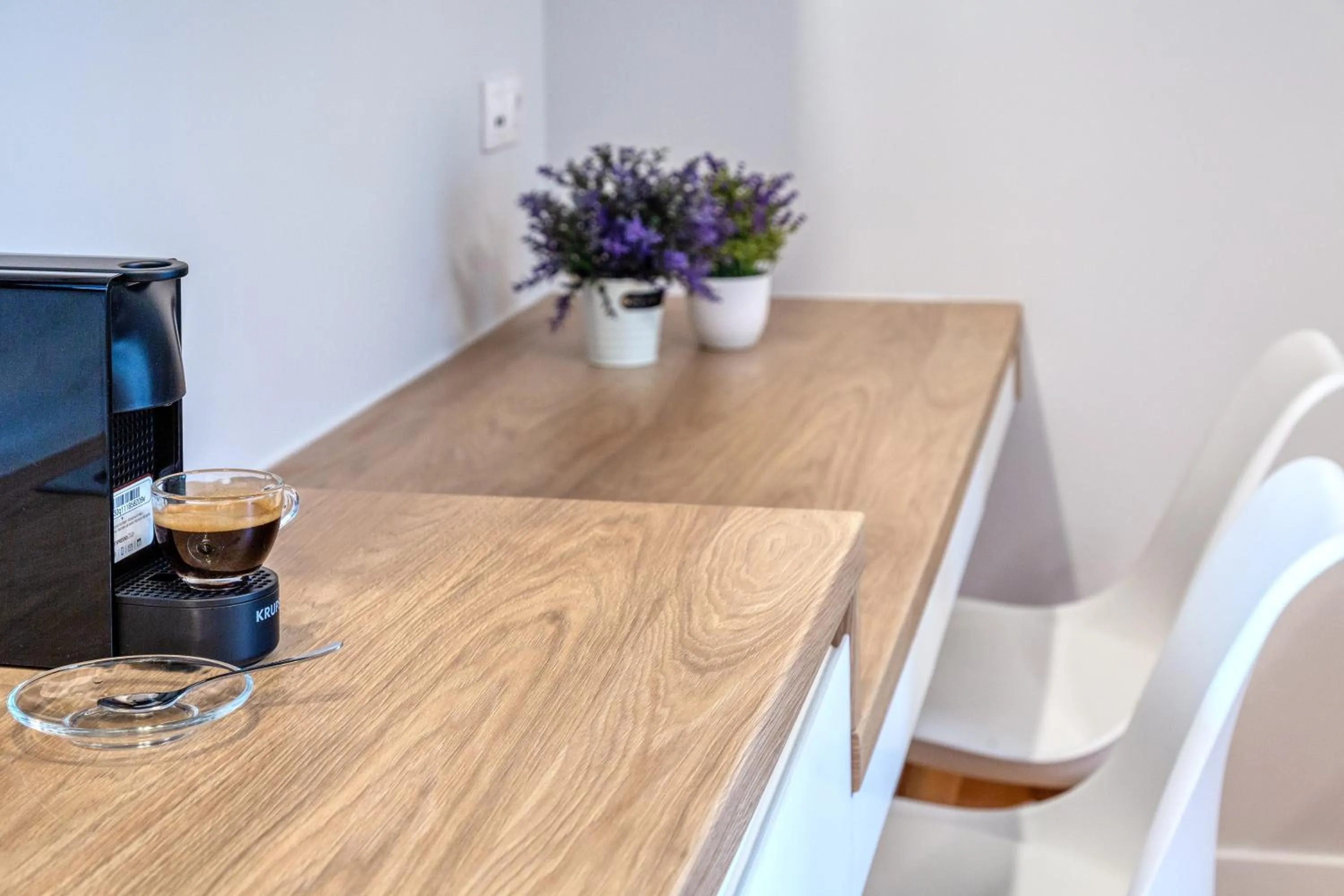 Coffee/tea facilities in δ193