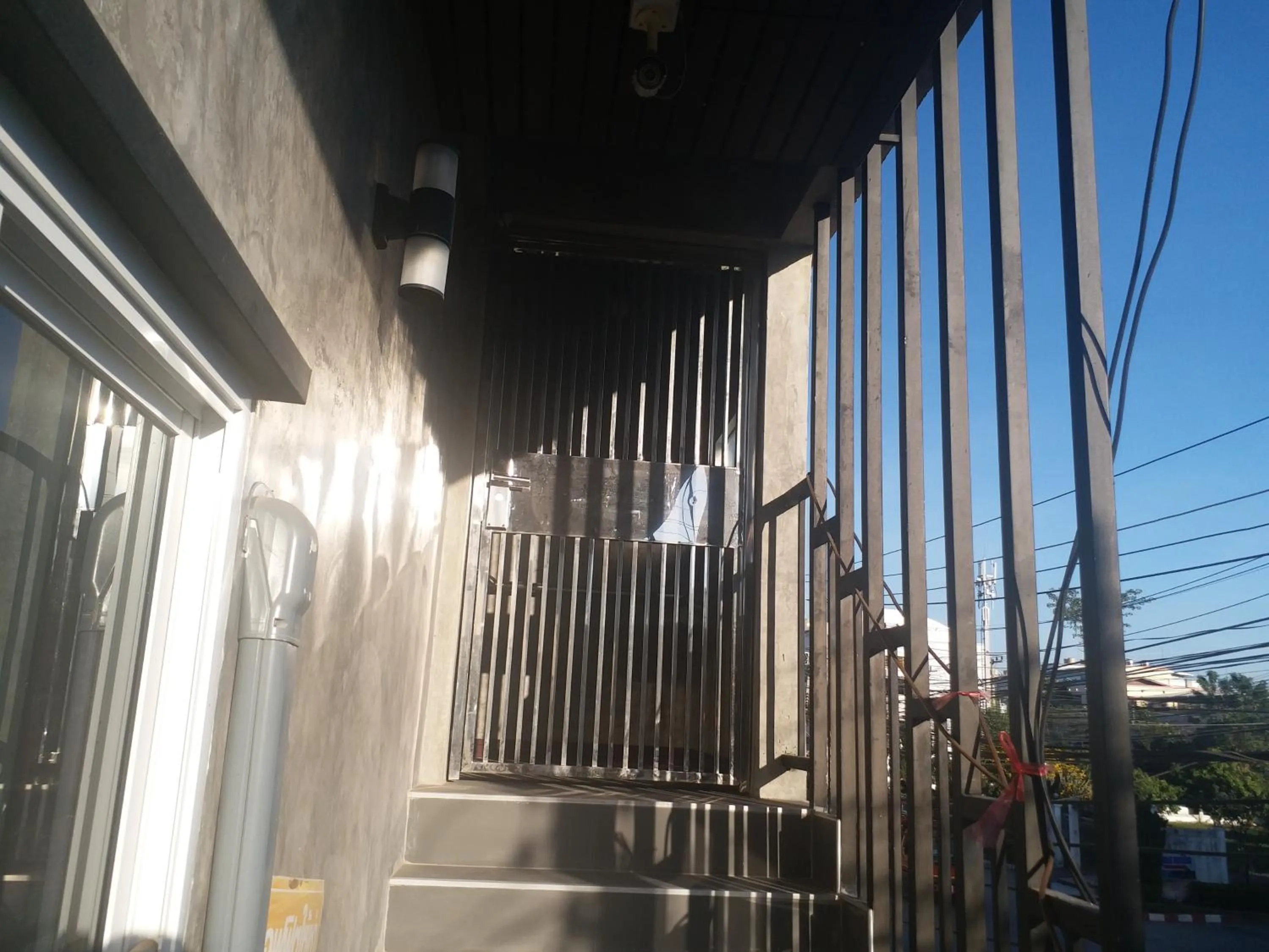 Facade/entrance in Pingpong Place