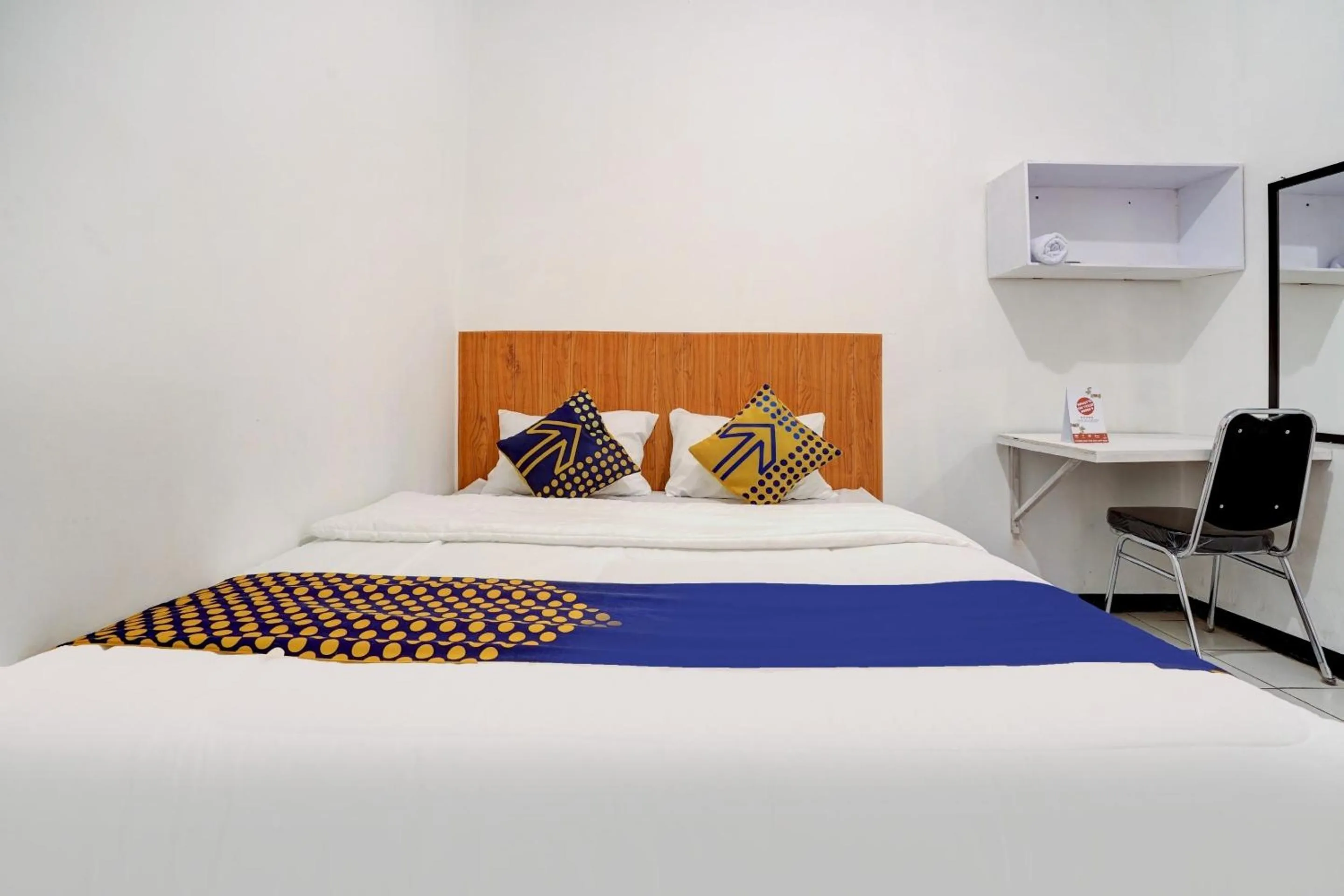 Bedroom, Bed in Hotel O Pondok Sabaraya Cileunyi Syariah