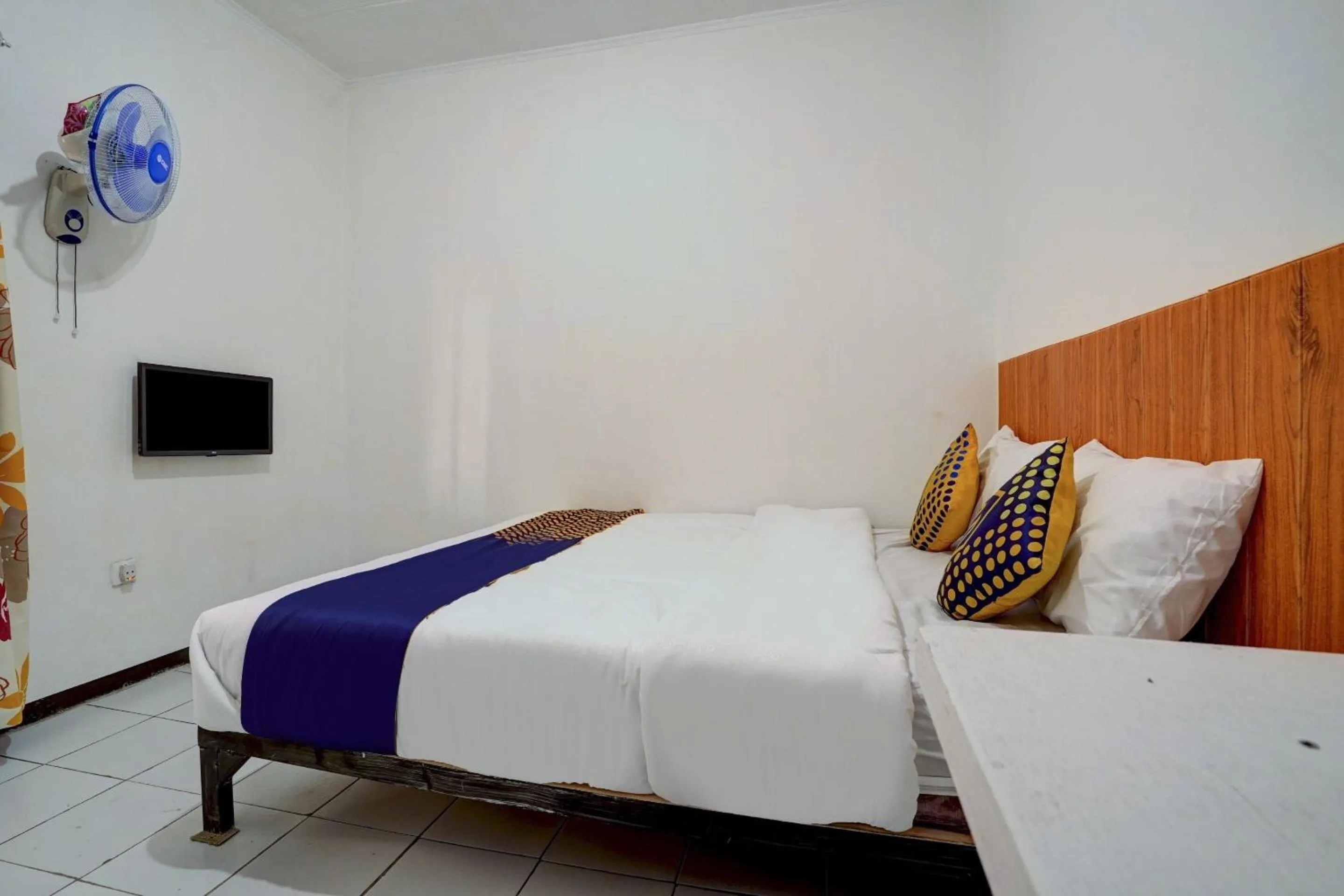 Bedroom, Bed in Hotel O Pondok Sabaraya Cileunyi Syariah