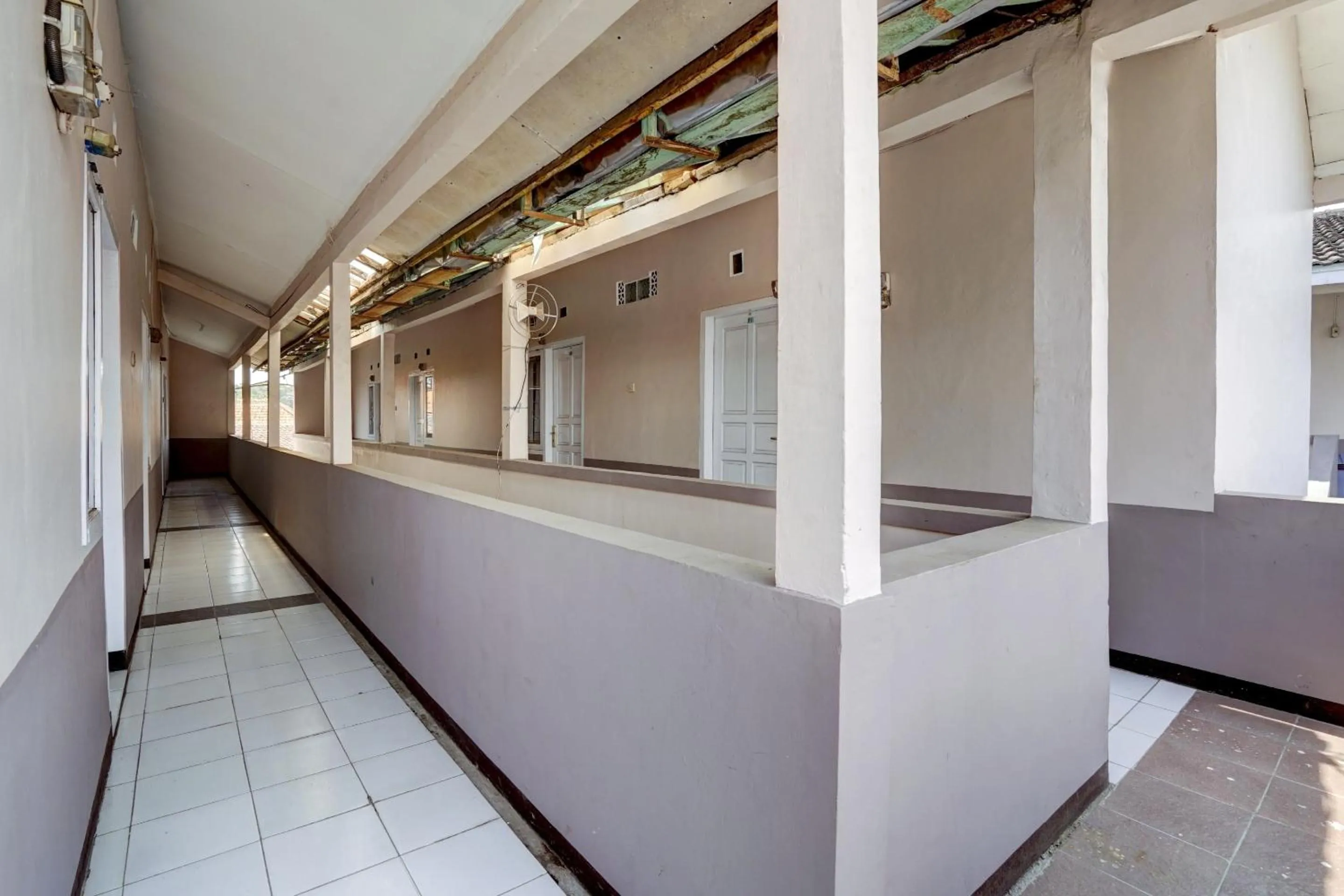 Lobby or reception in Hotel O Pondok Sabaraya Cileunyi Syariah