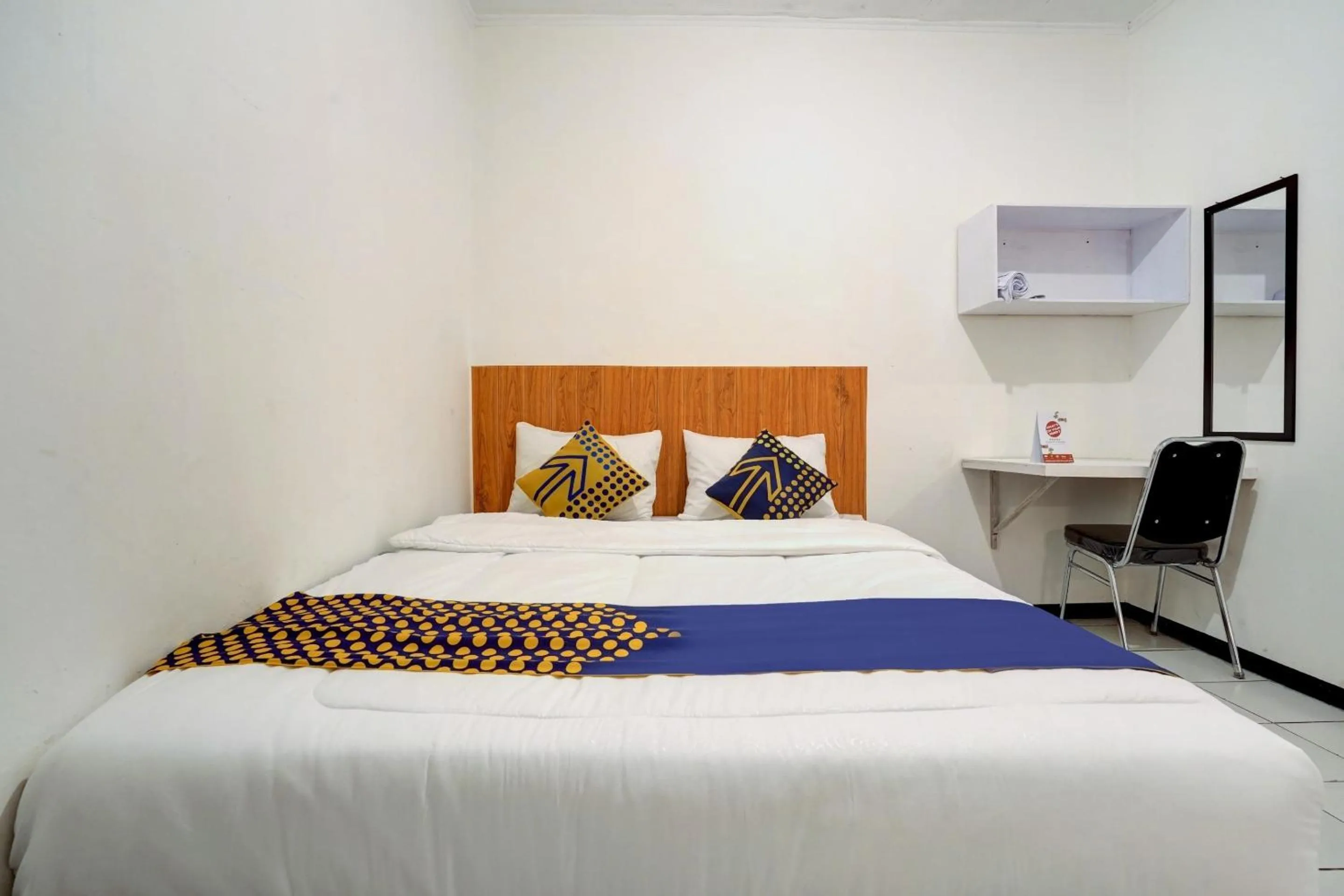 Bedroom, Bed in Hotel O Pondok Sabaraya Cileunyi Syariah