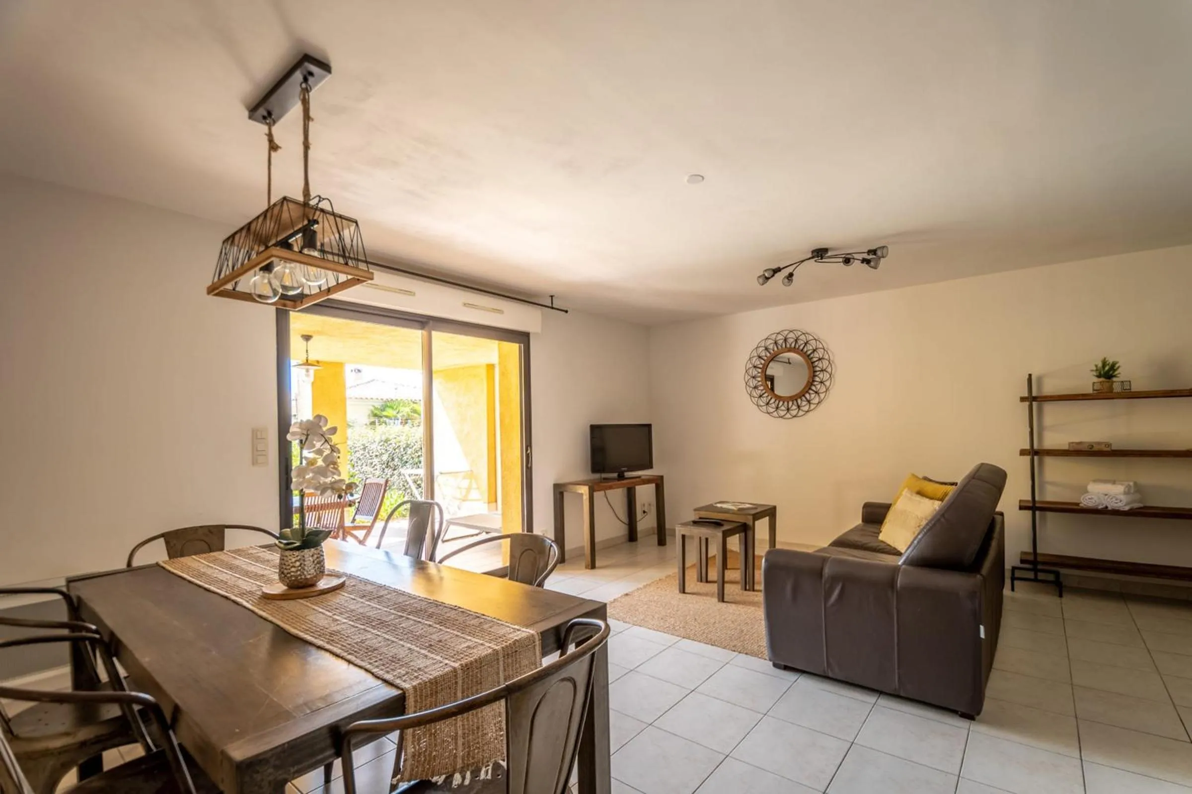 location de vacances figuier avec jardin barbecue piscine chauffée à Calvi