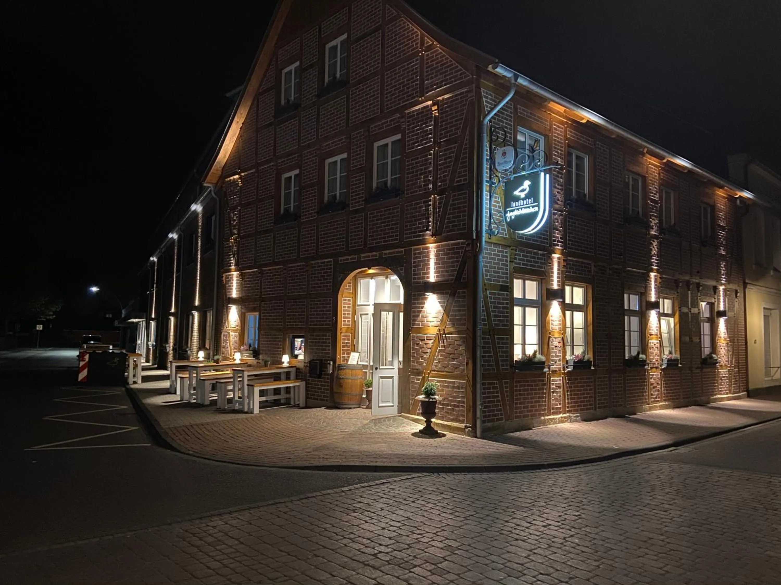 Facade/entrance in Landhotel Jagdschlösschen