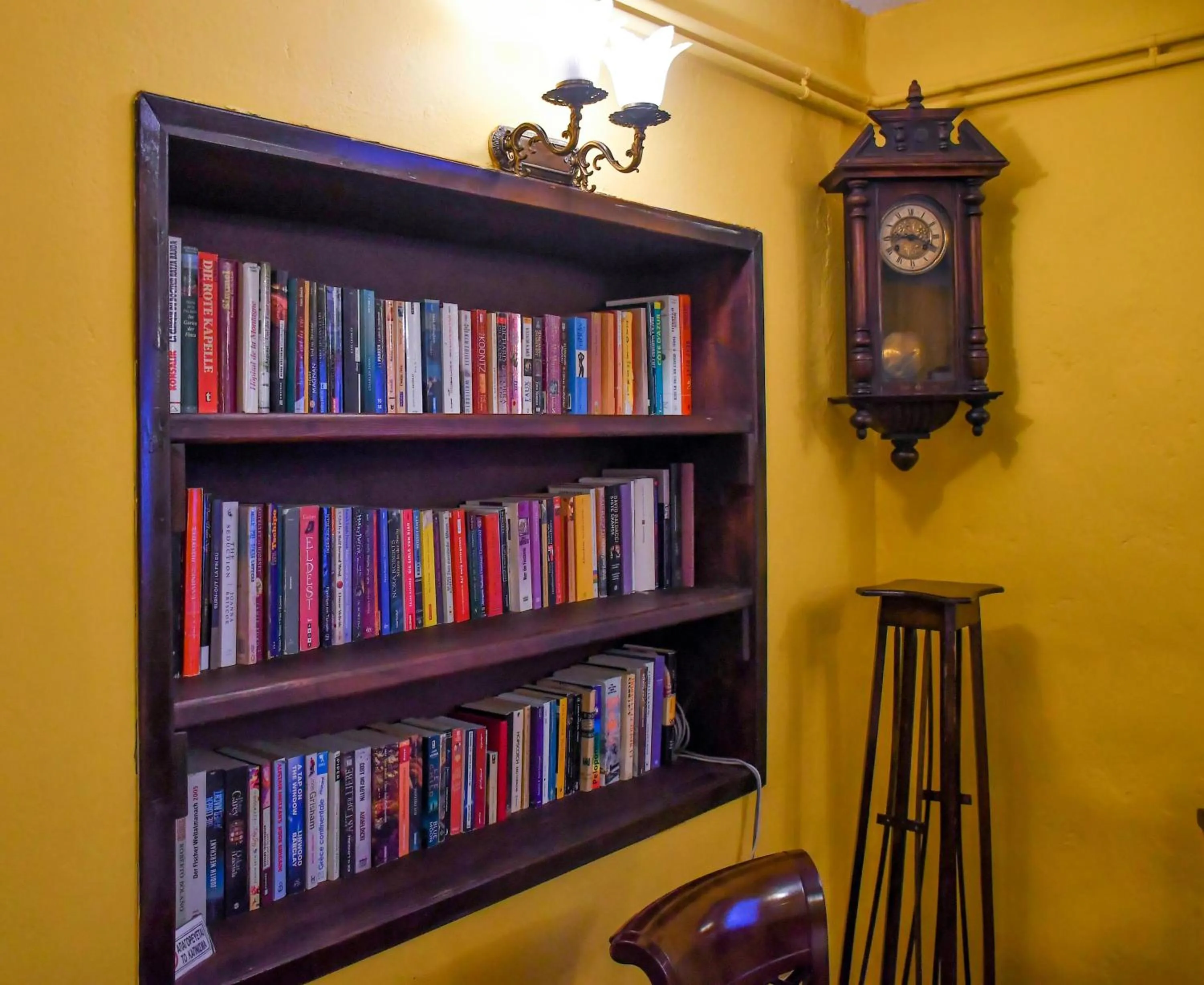 Property building in Byron Traditional Hotel