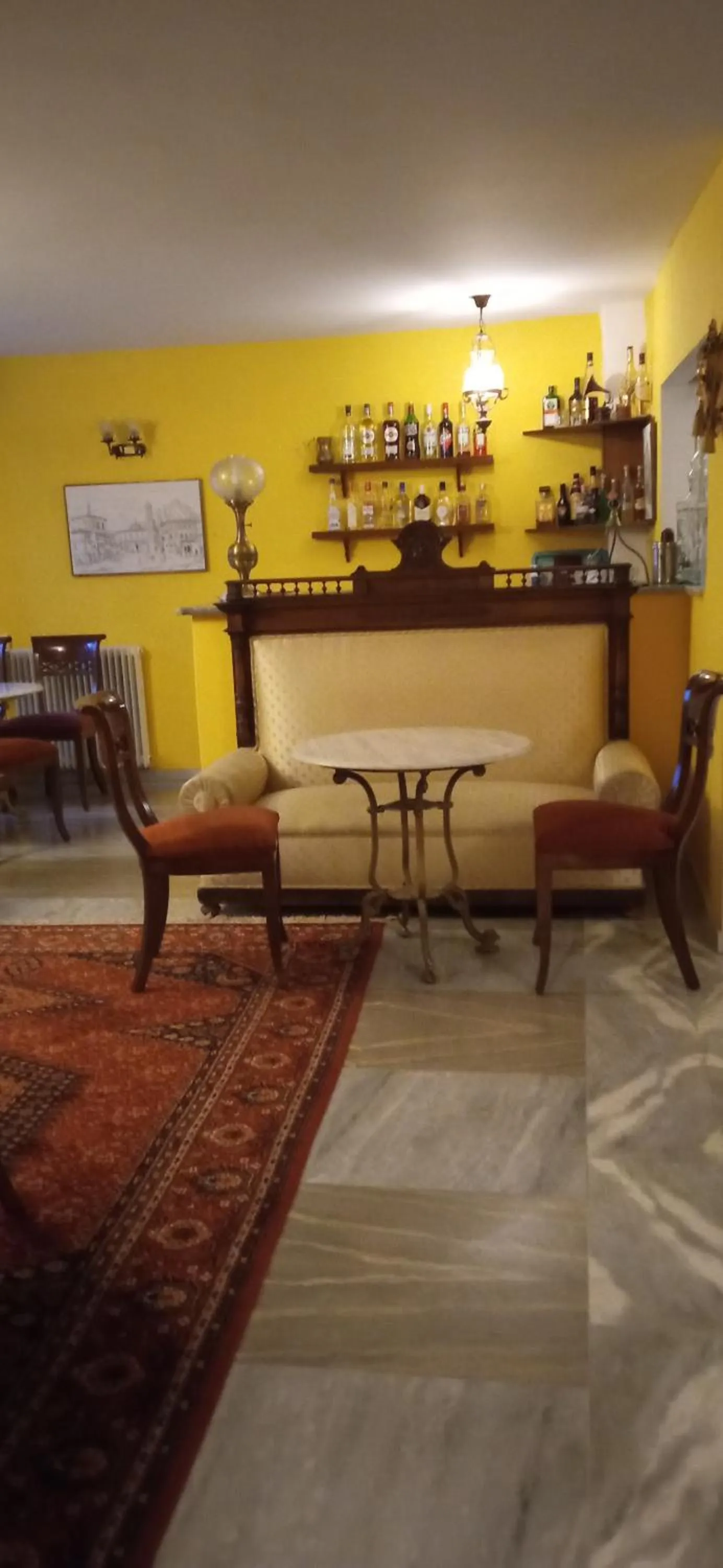 Breakfast in Byron Traditional Hotel