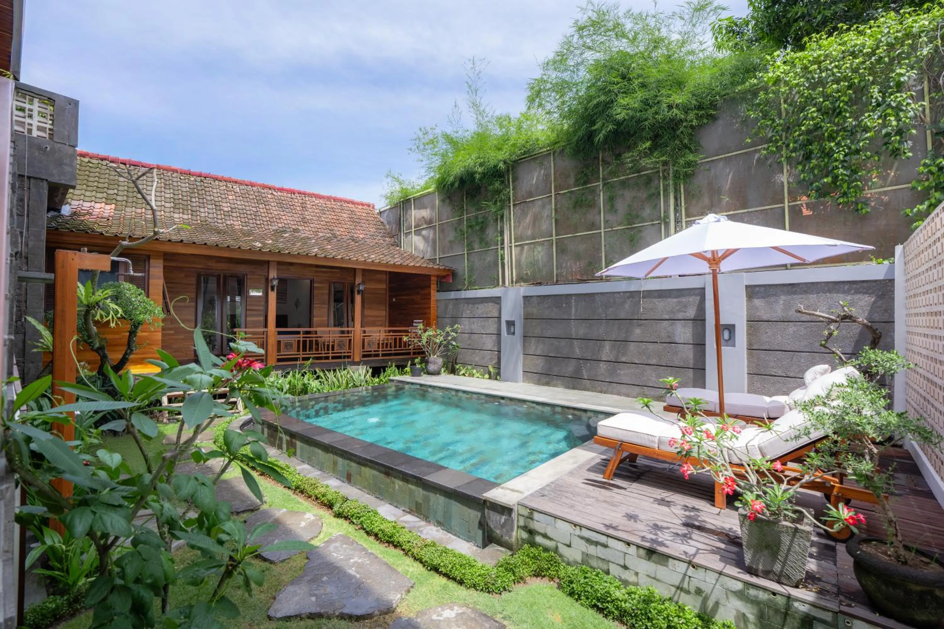 Moson Bali Villa Legian