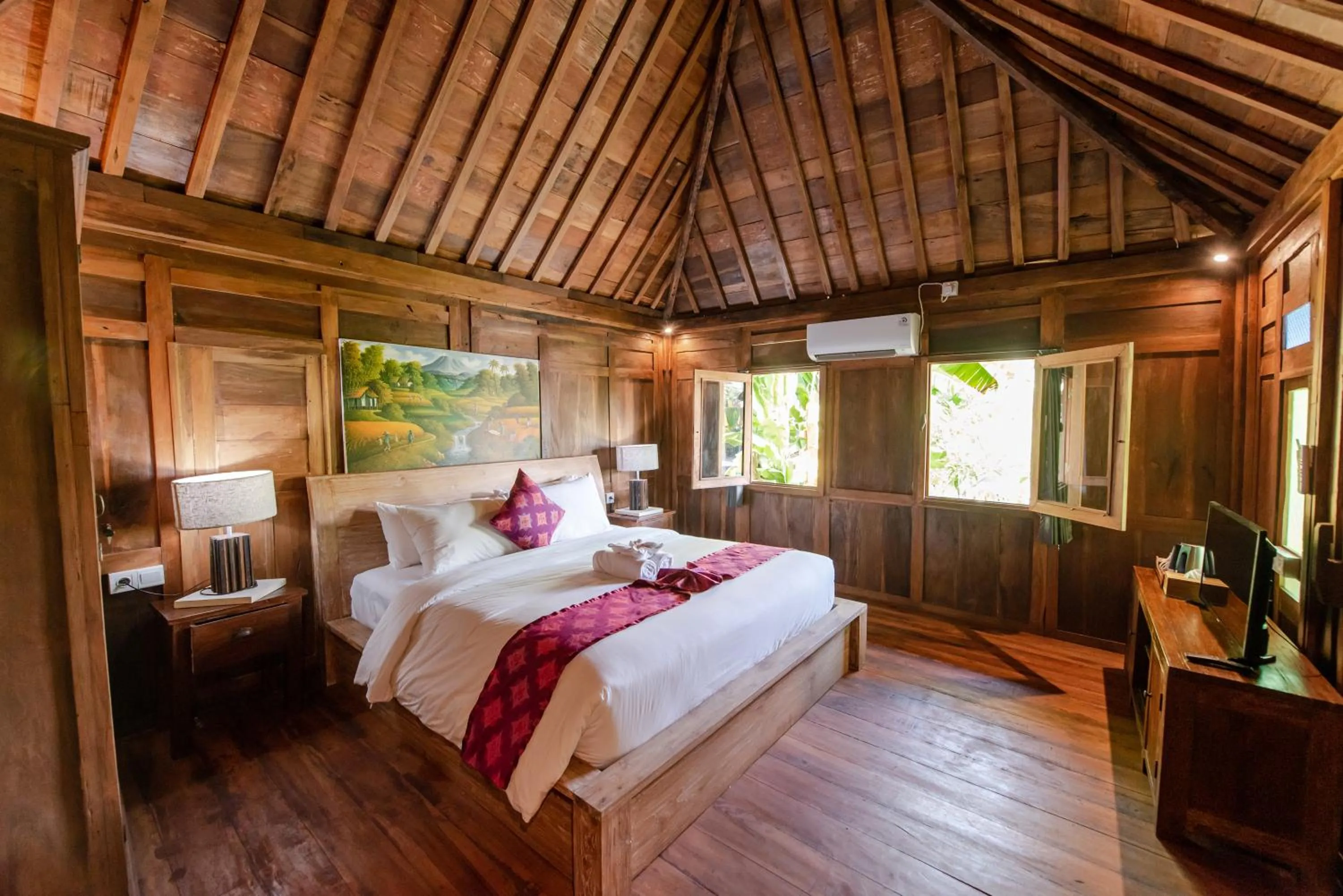 Deluxe Double Room (2 Adults + 1 Child) in Moson Bali Villa Legian