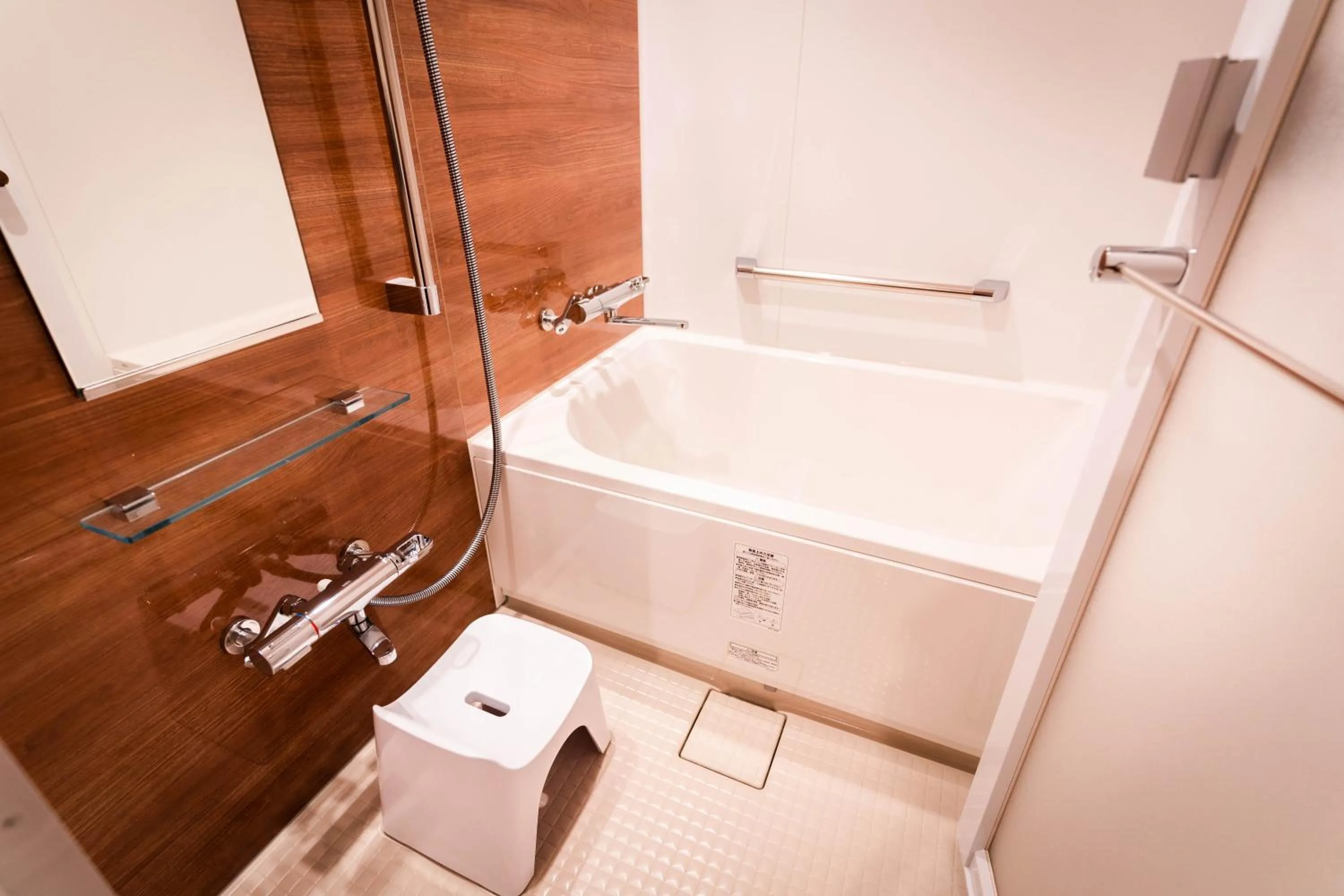 Photo of the whole room in Hakodate Yunokawa Onsen Umi to Akari Hewitt Resort