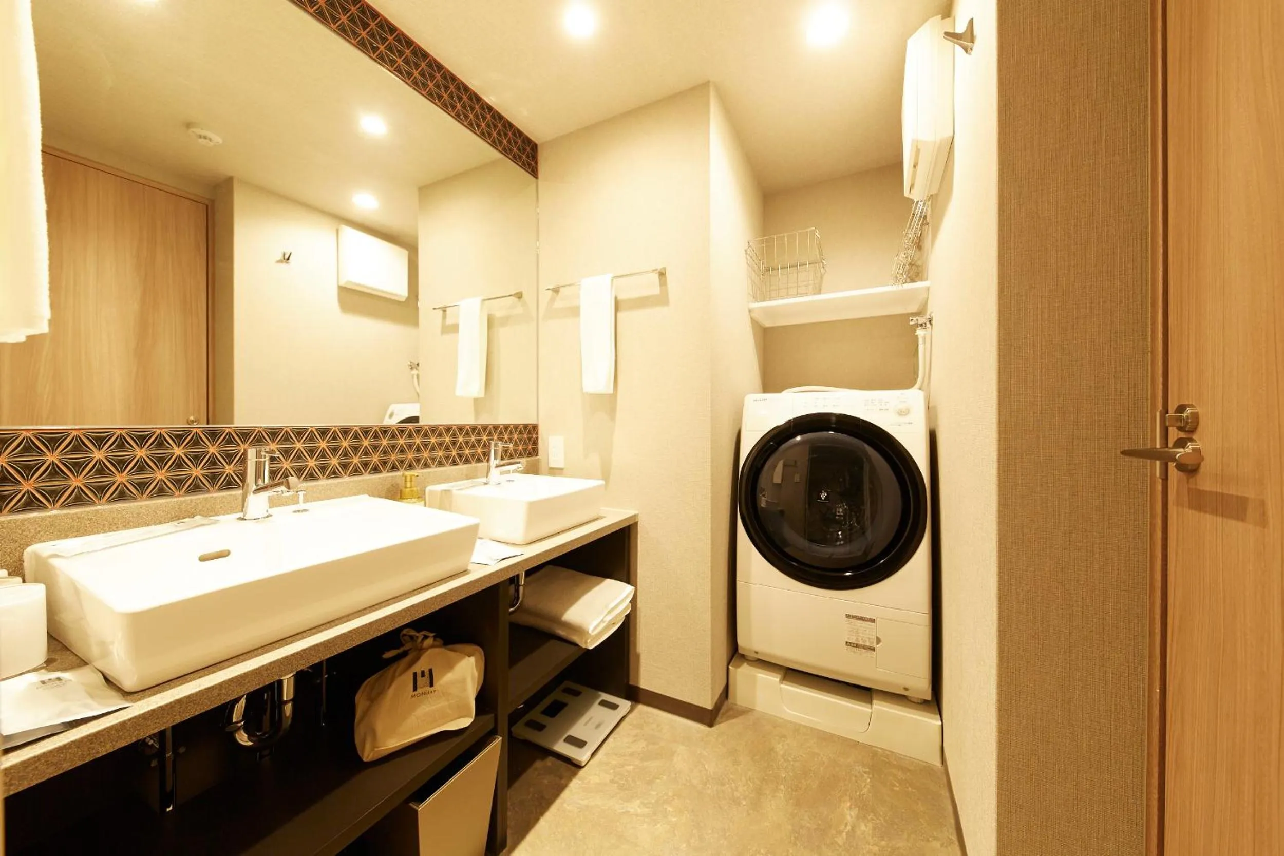 MONday Apart Premium KYOTO Station