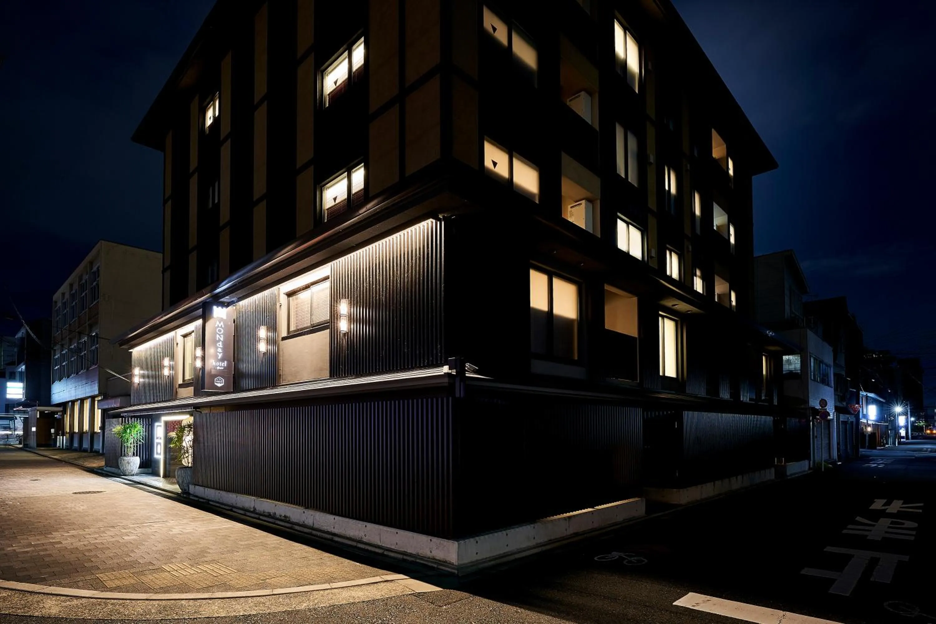 MONday Apart Premium KYOTO Station