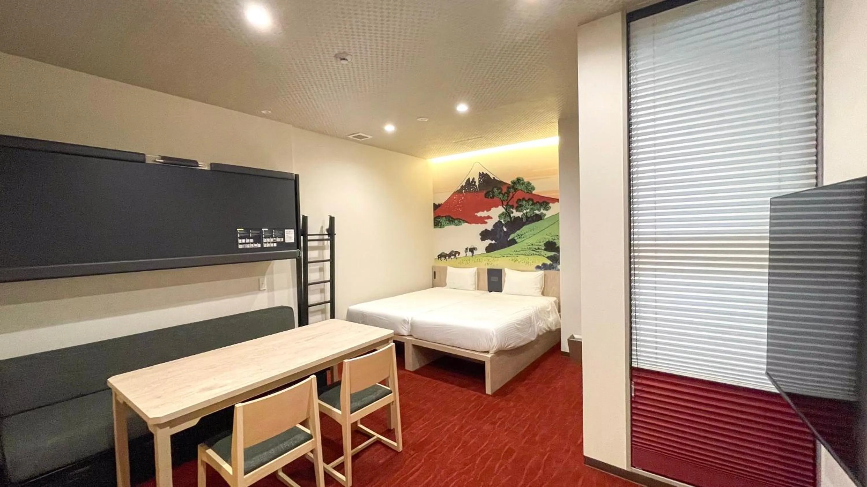 Bed in MONday Apart Premium KYOTO Station